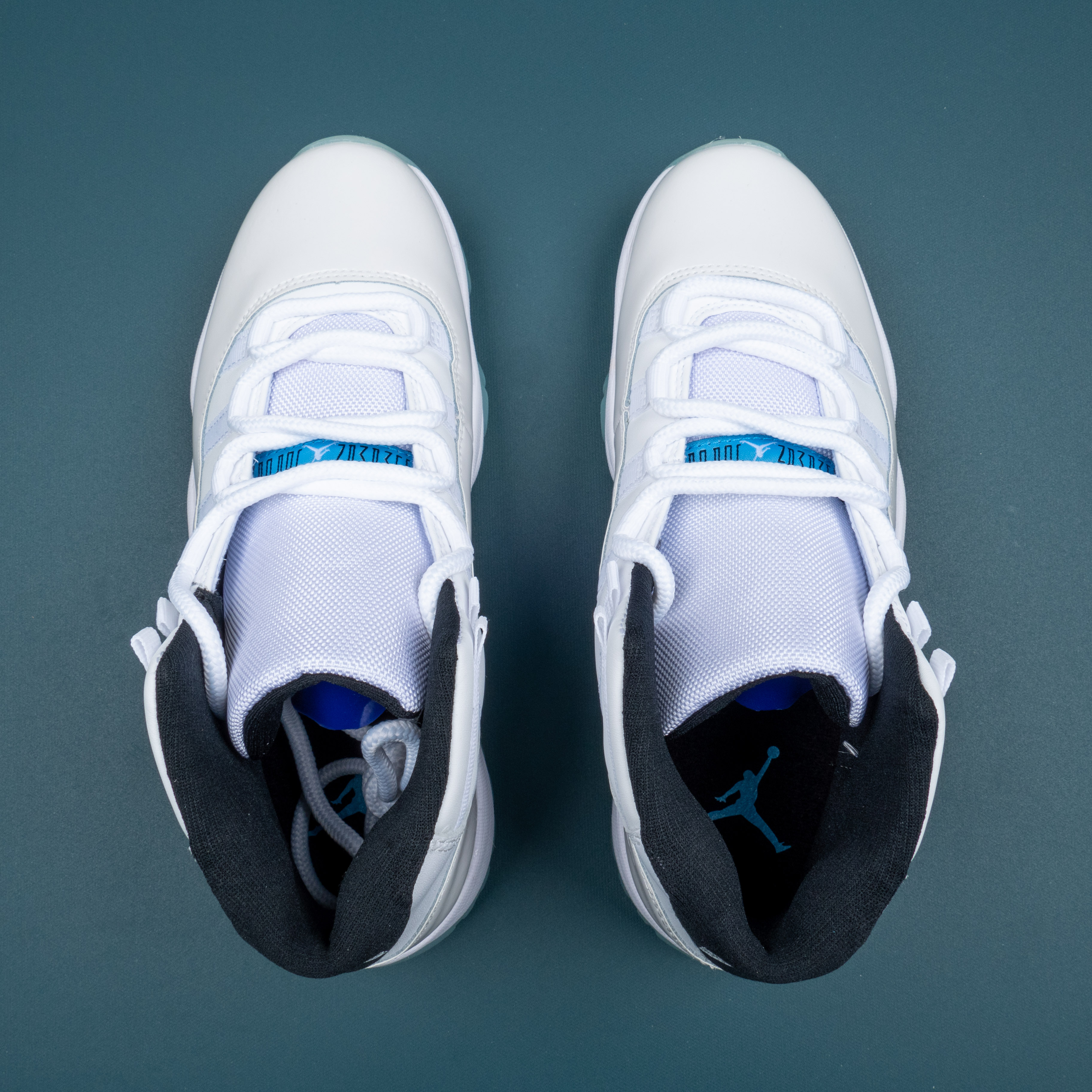 11s Retro Legend Blue (2014)