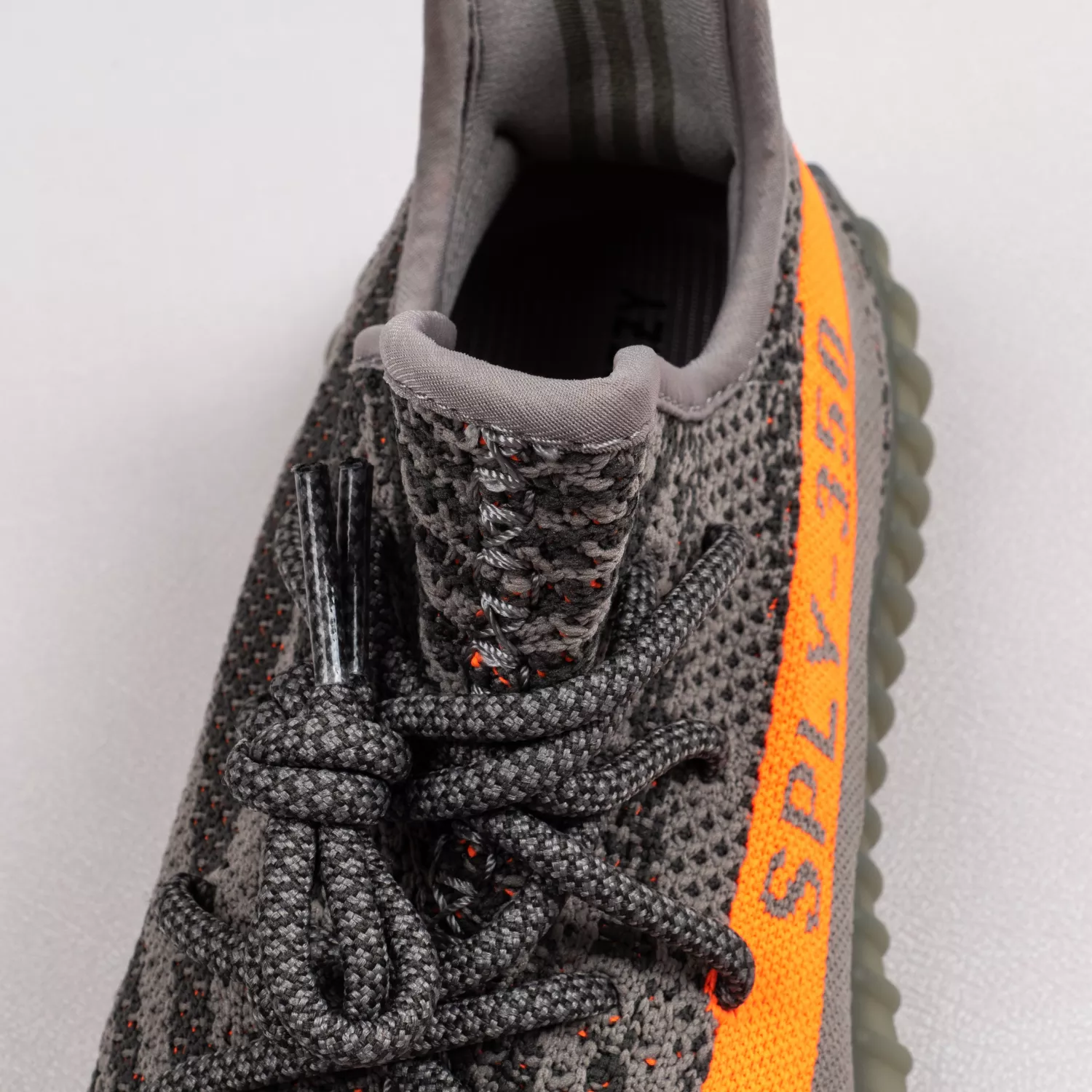 350 V2 Beluga Reflective