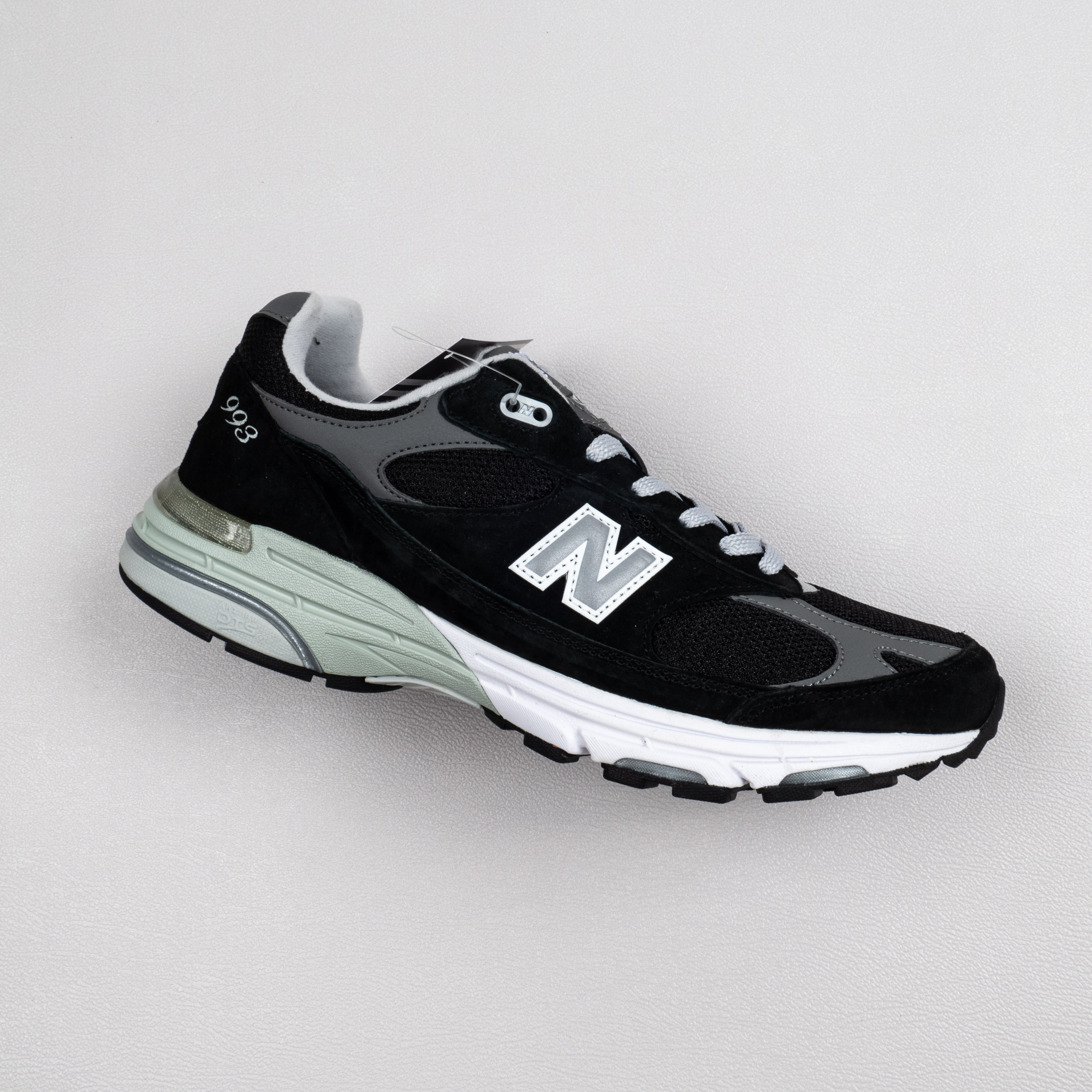 【Free Shipping】993 MIU Black