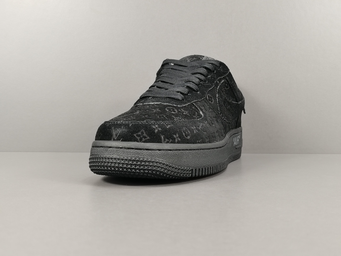 By Virgil Abloh Black