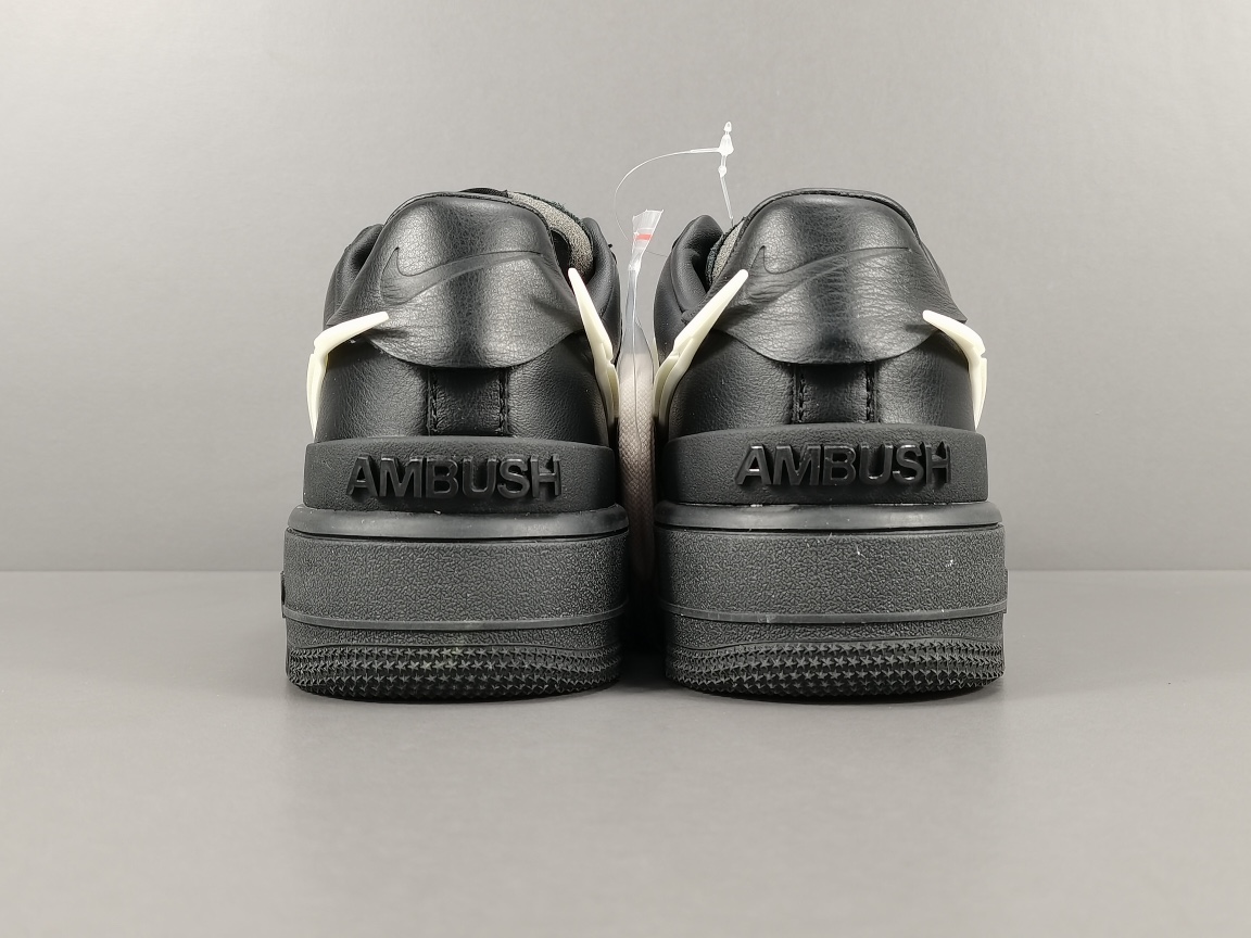 AF1 Low SP AMBUSH Black