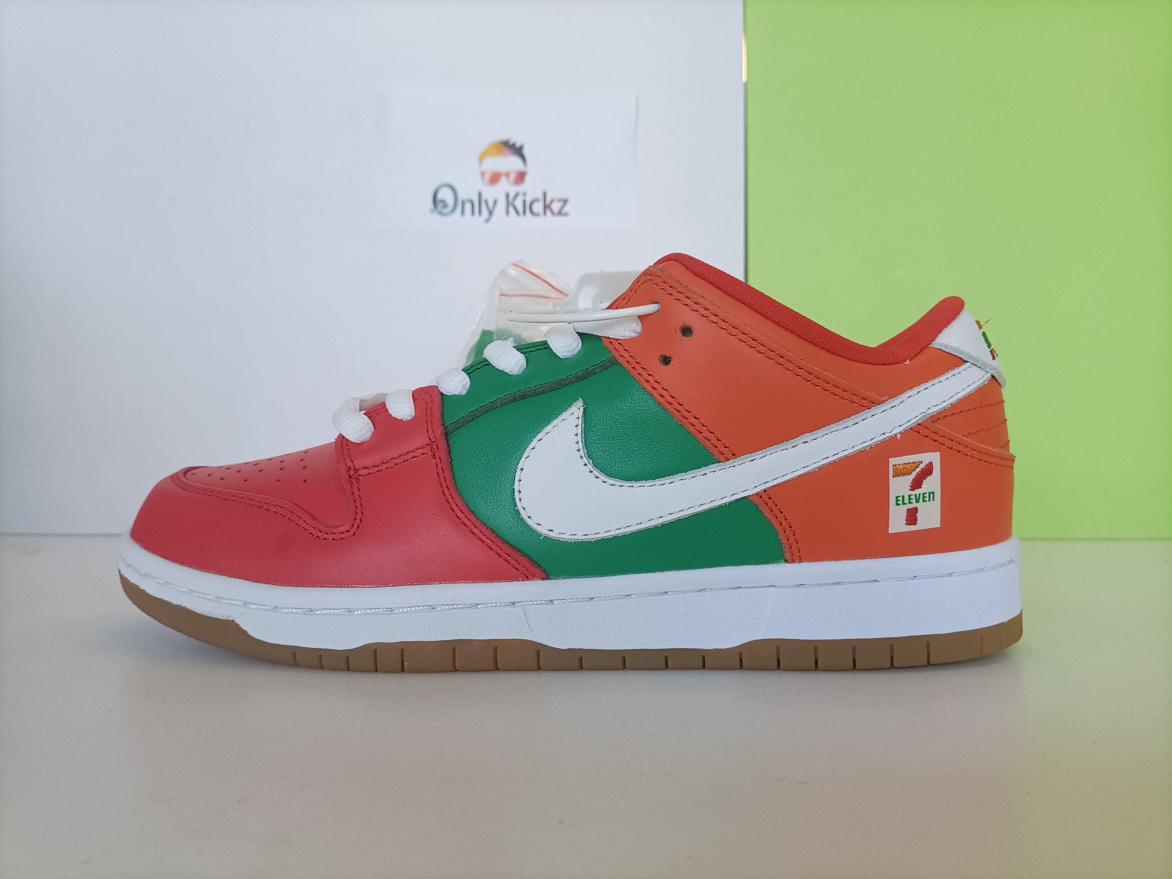 SB Dunk Low 7 Eleven
