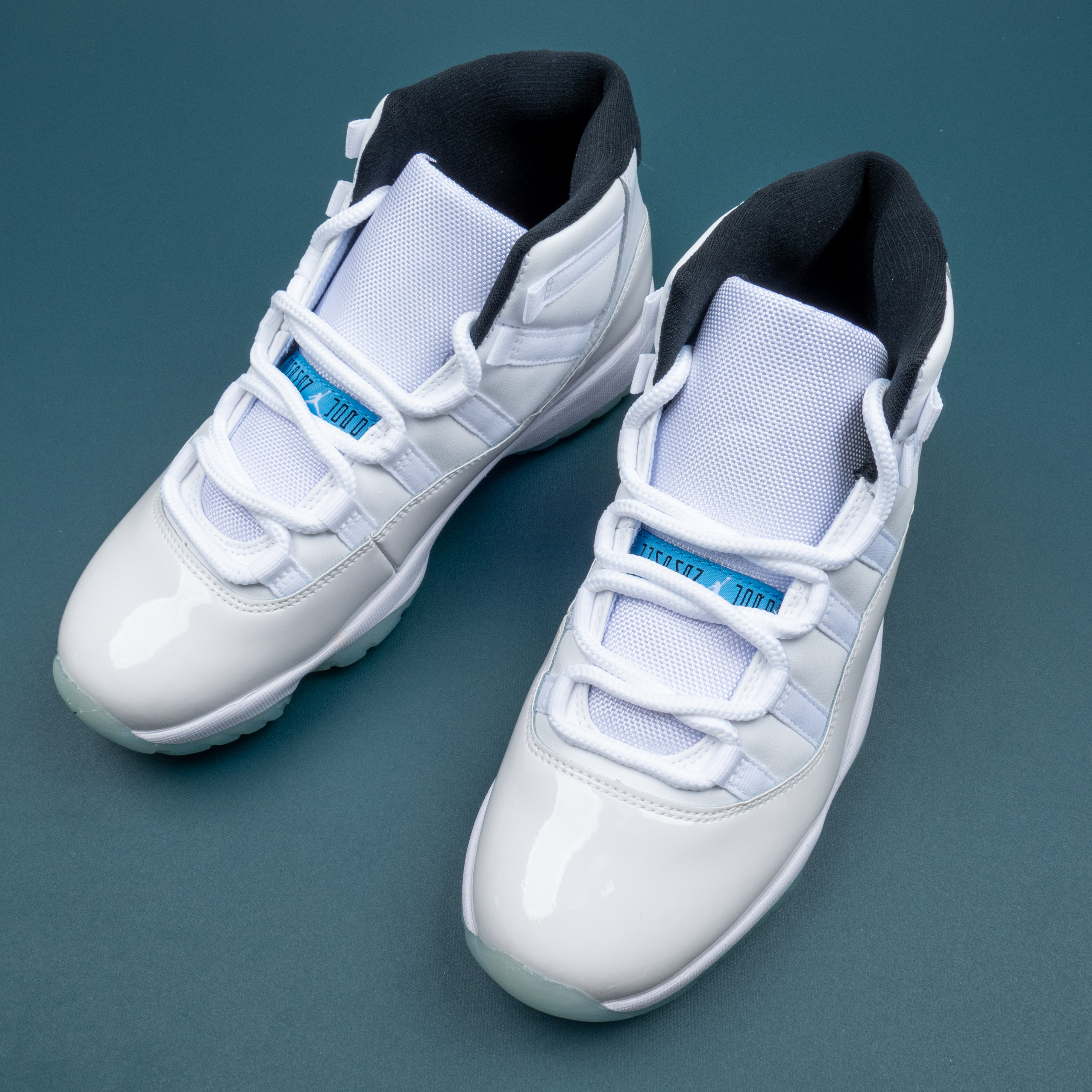 11s Retro Legend Blue (2014)