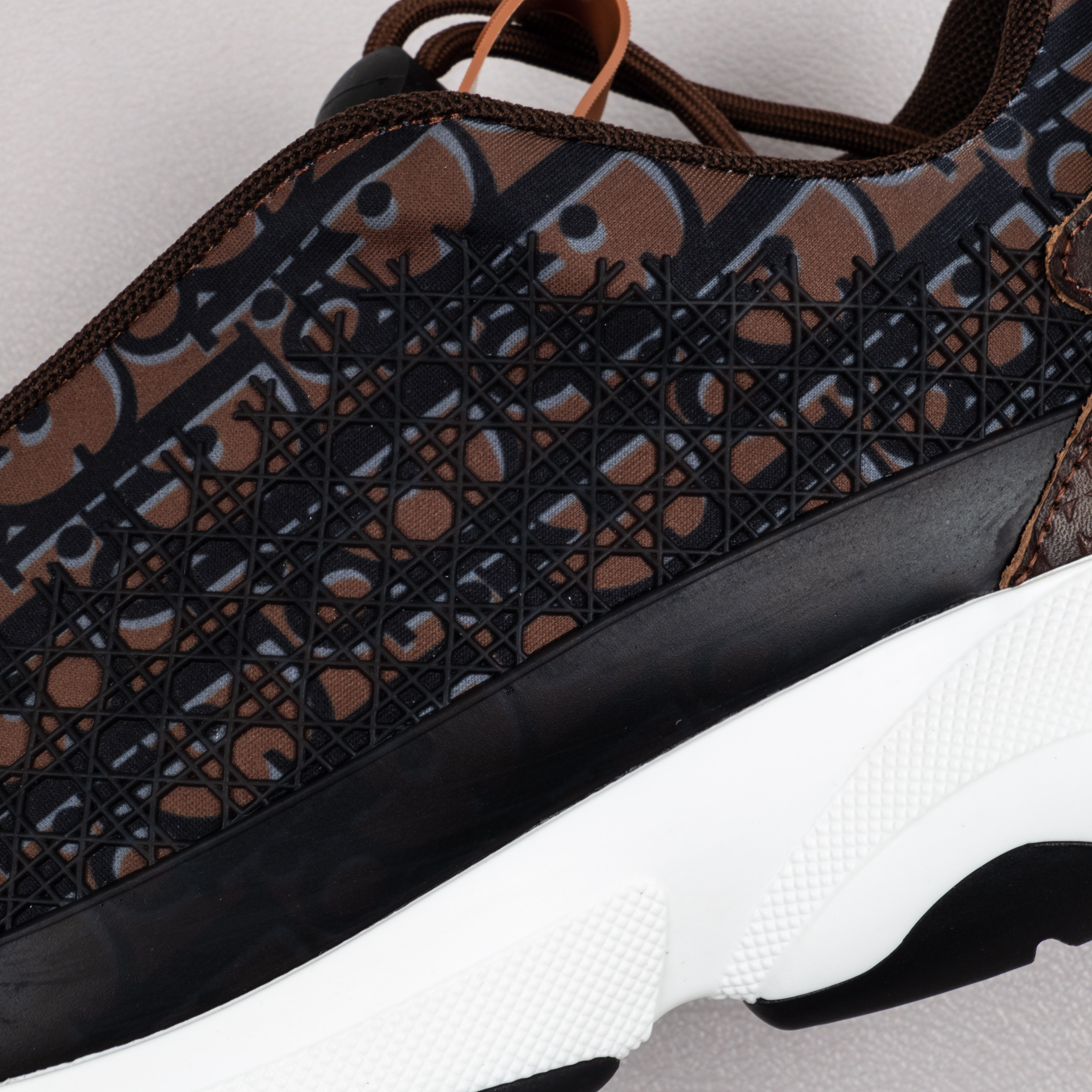 Footwear for men and women DlOR Athleisure dad shoes elasticated lace brown