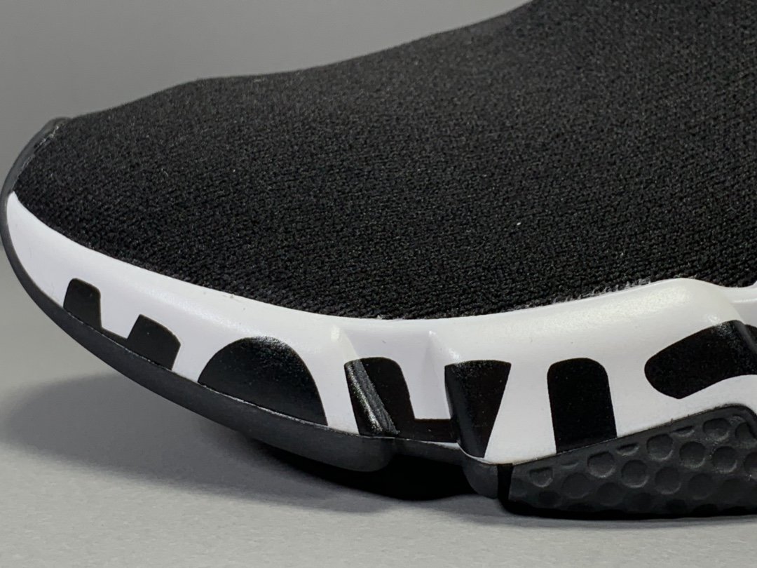 Speed Graffiti Trainers Black White