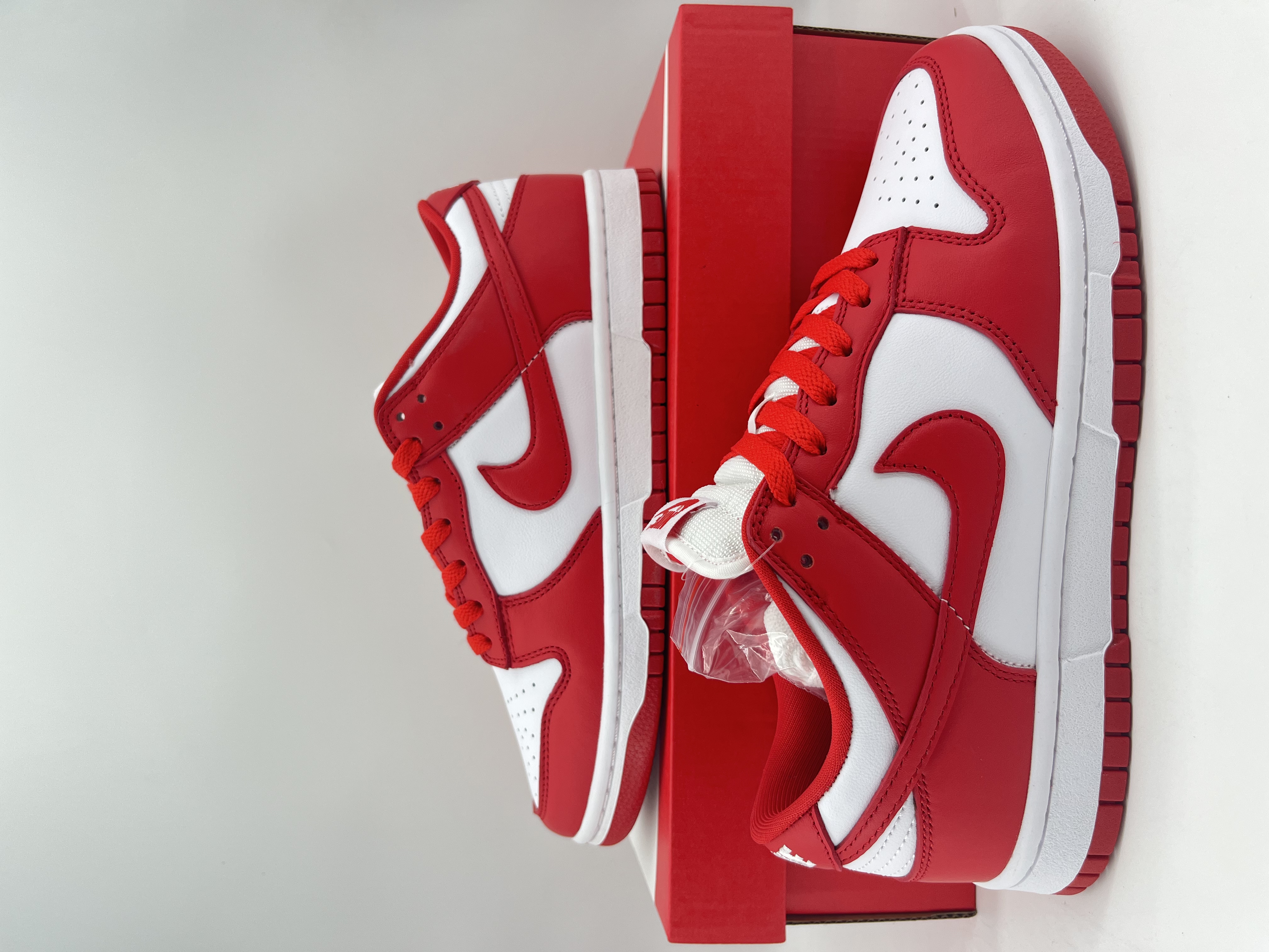 Dunk Low University Red