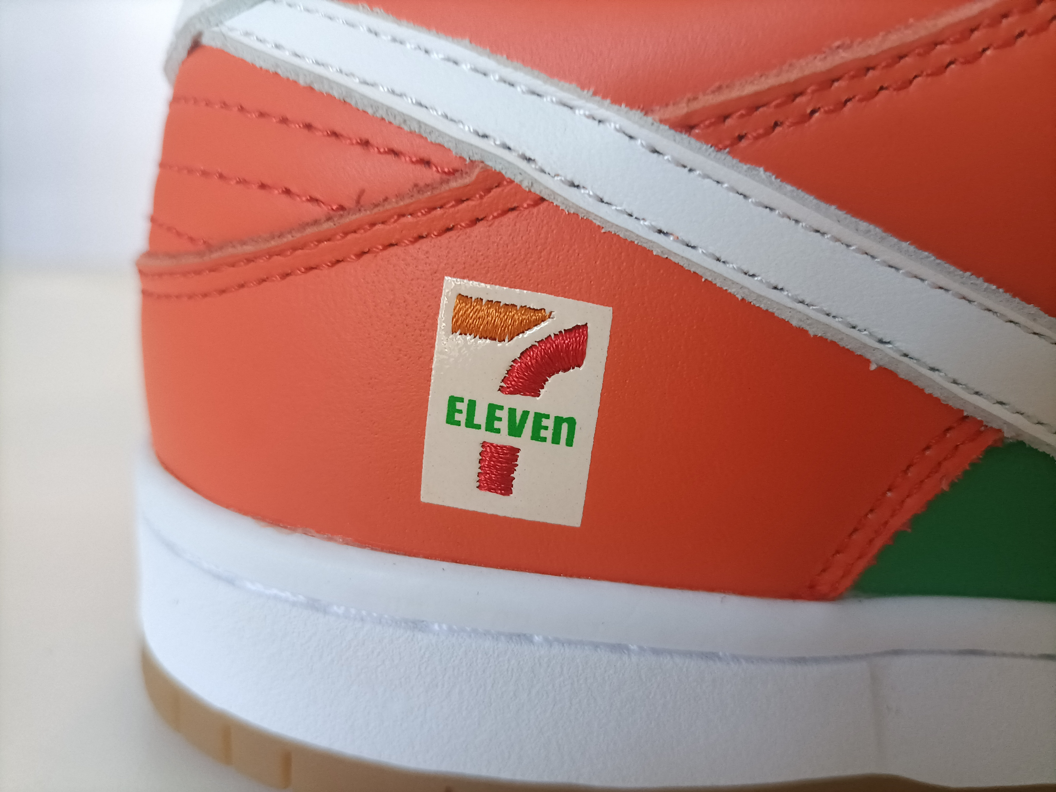SB Dunk Low 7 Eleven