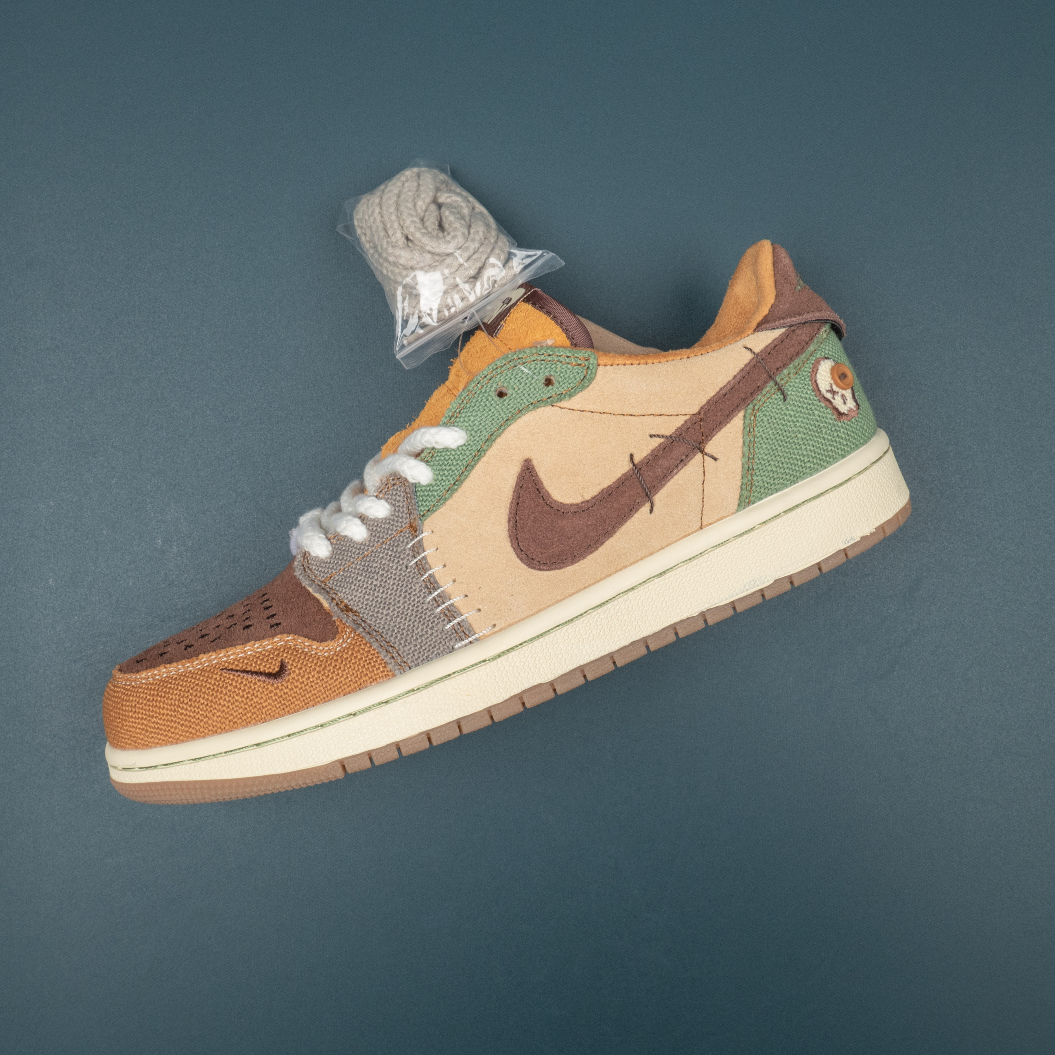 1's Retro Low OG Zion Williamson Voodoo