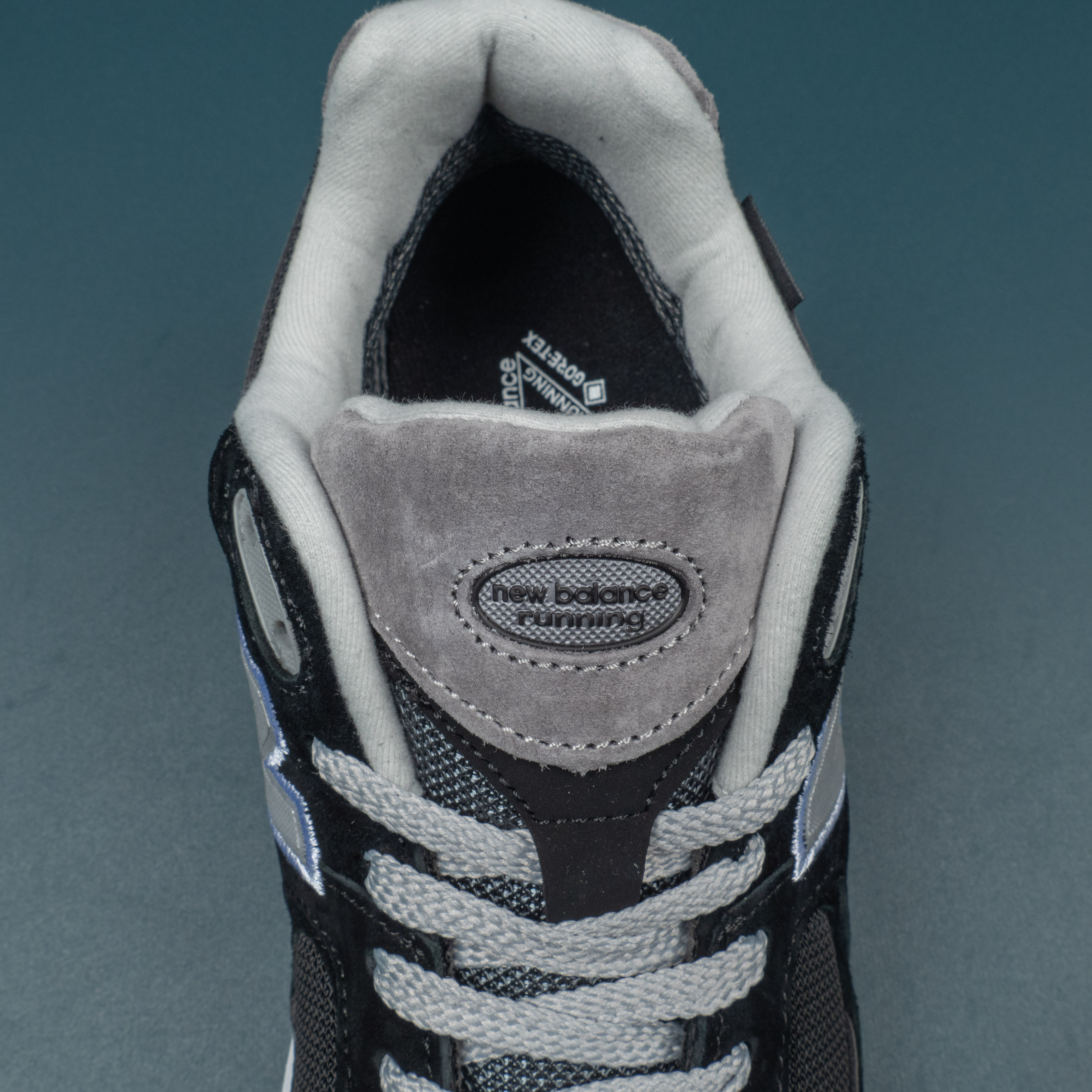 Gore-Tex Black Castlerock