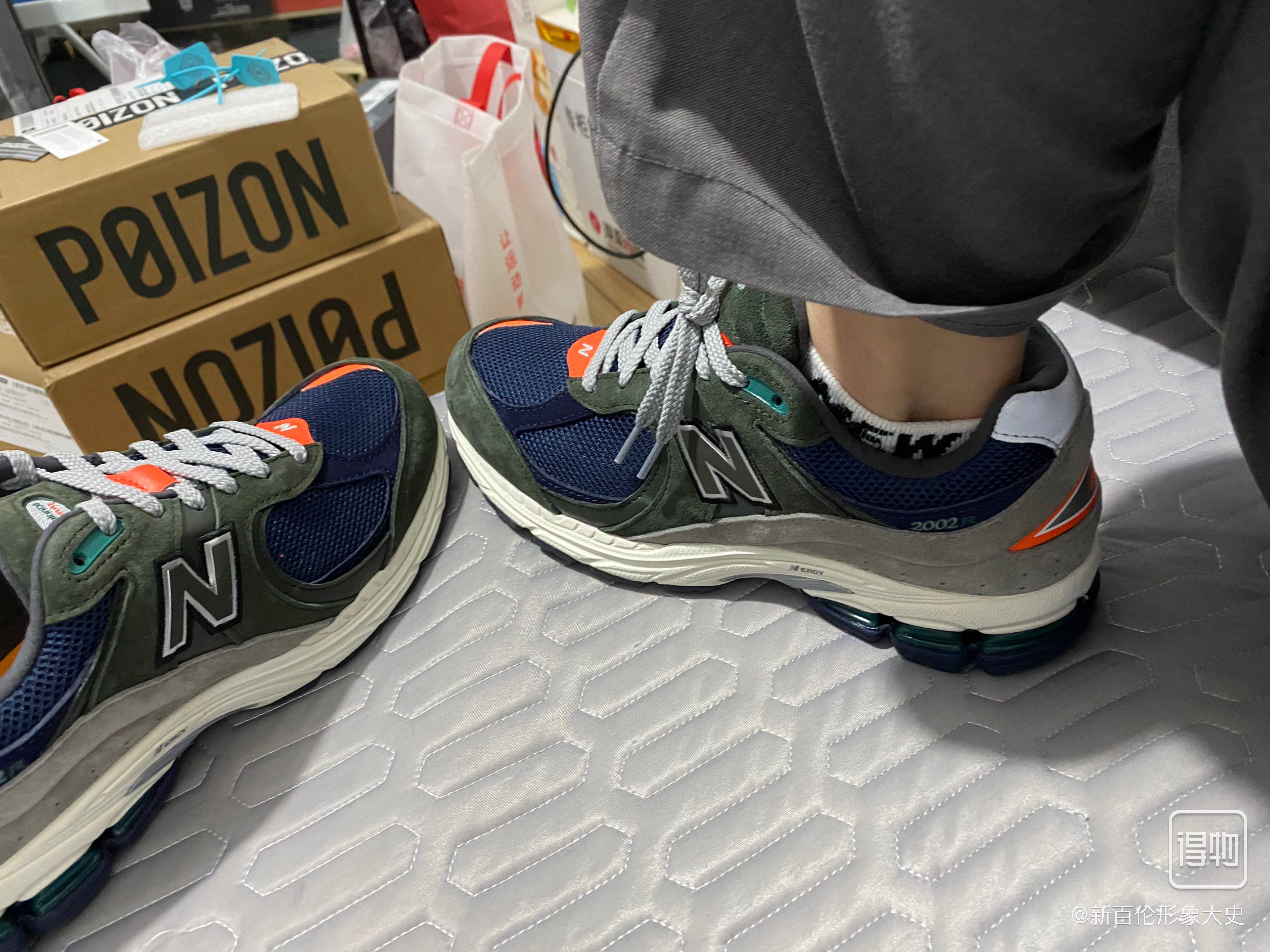 【Free Shipping】2002R Defense Green Natural Indigo