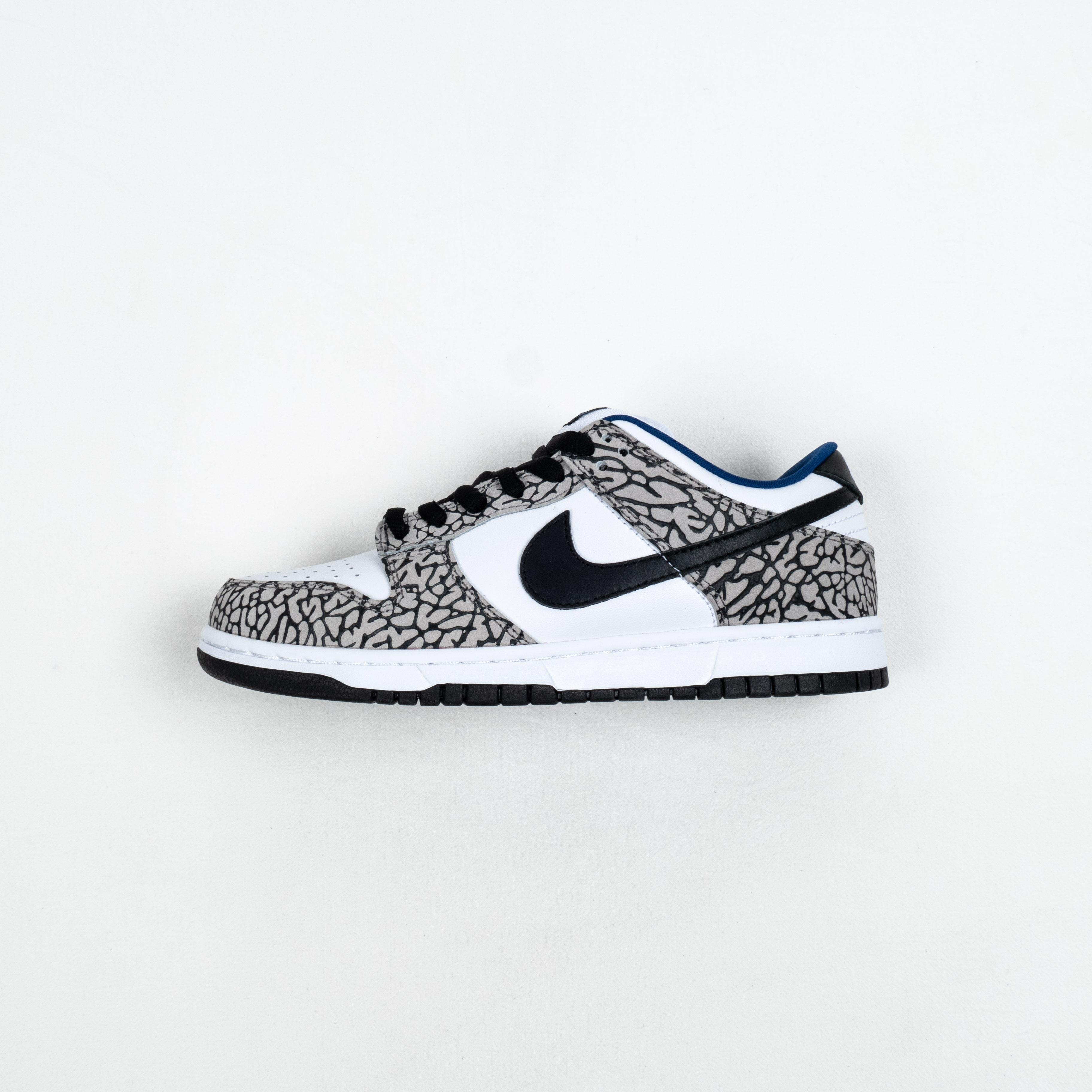 Dunk SB Low Supreme White Cement