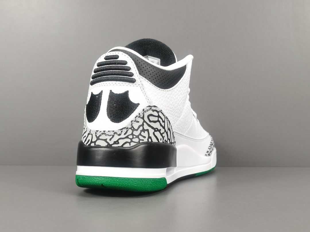 3's Retro Oregon Ducks Pit Crew White