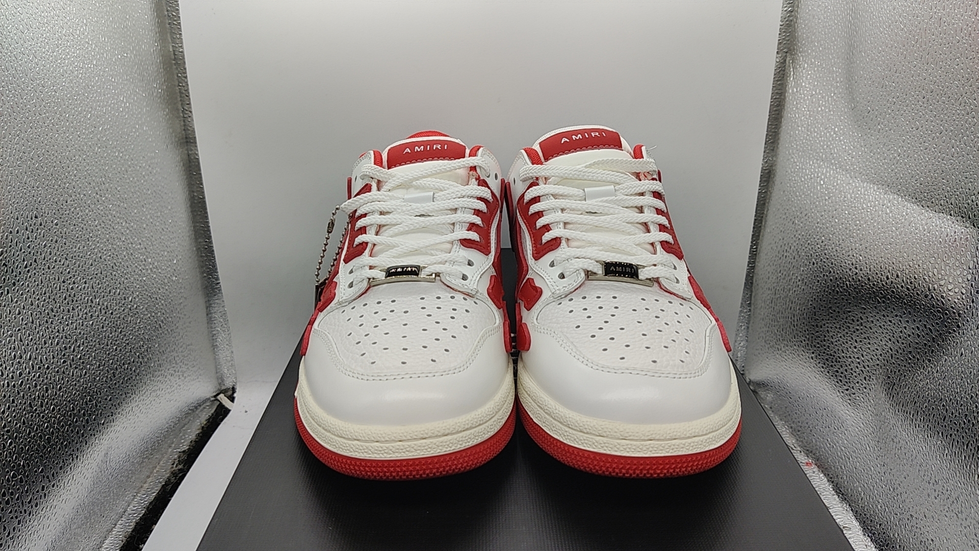 Skel Top Low White Red