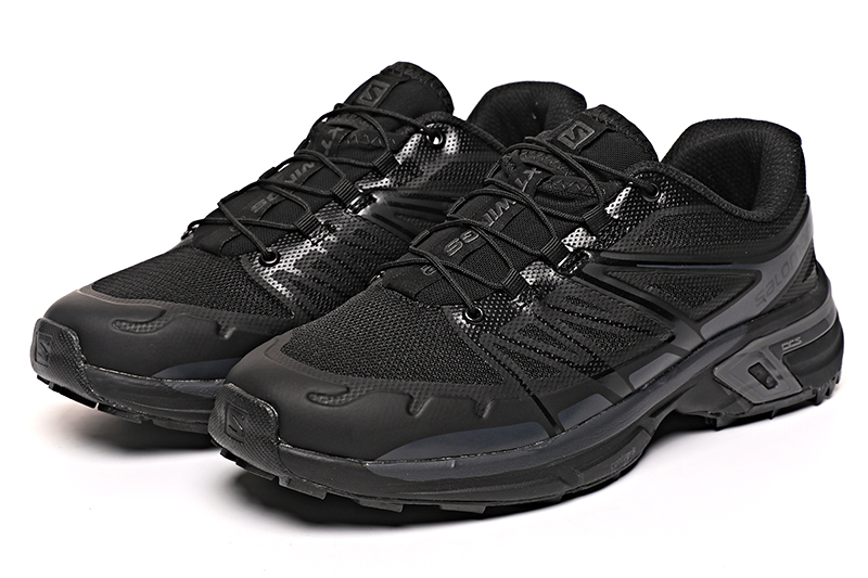 XT-WINGS 2 户外休闲、运动鞋、复古越野跑鞋男： 40--47码，女36---40码