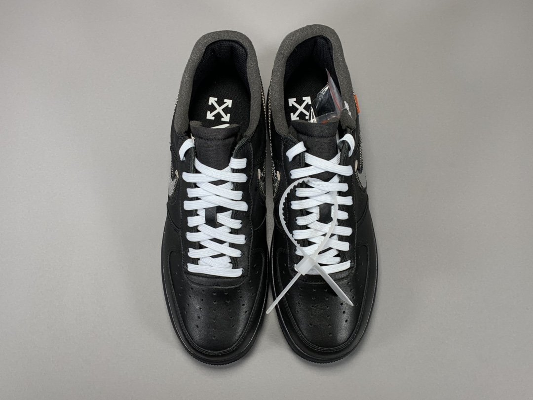 AF 1 Low '07 OW MoMA