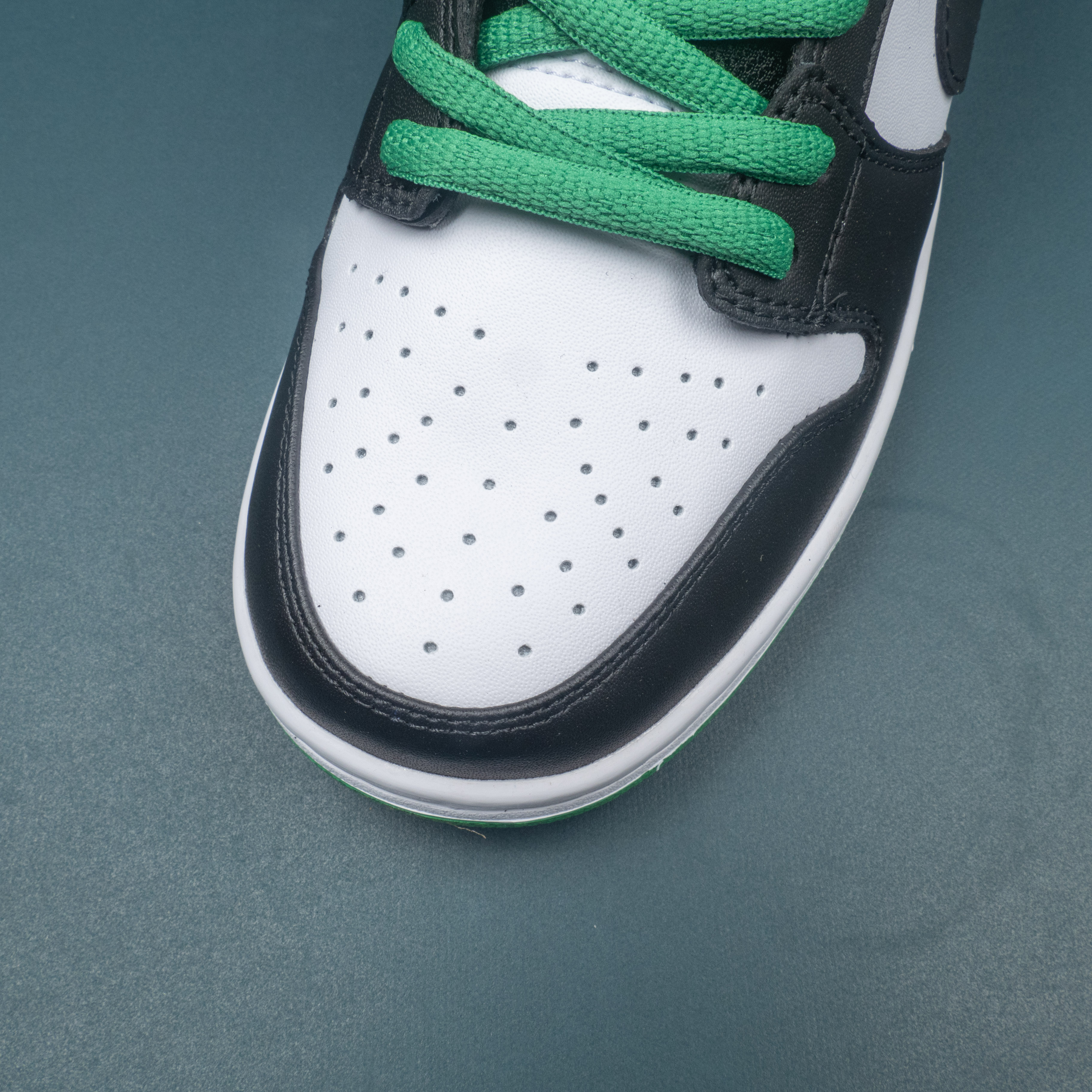 SB Dunk Low Classic Green