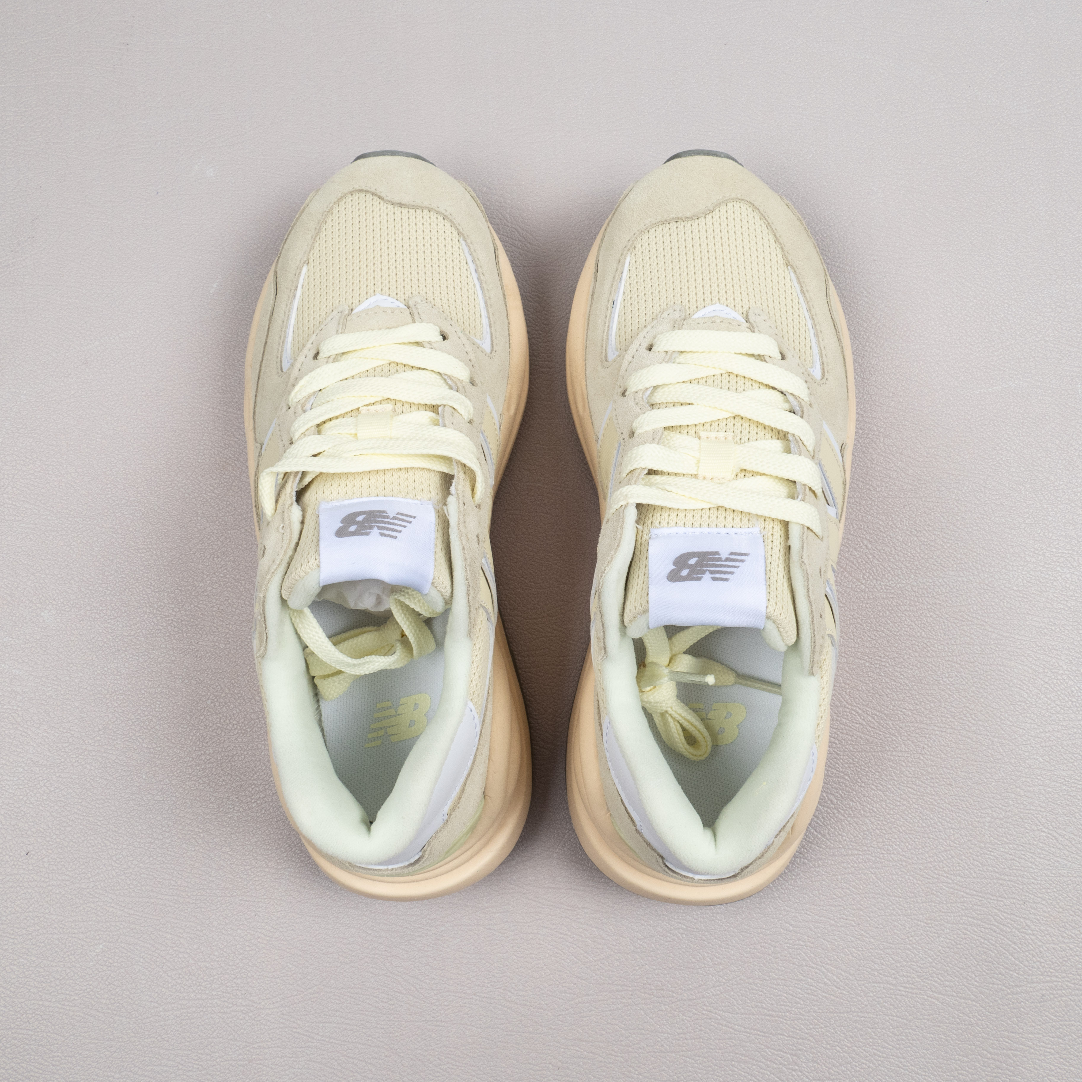 【Free Shipping】5740系列 复古休闲运动跑鞋 W5740CE