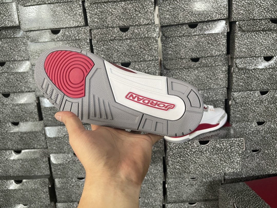 3's Retro Cardinal Red