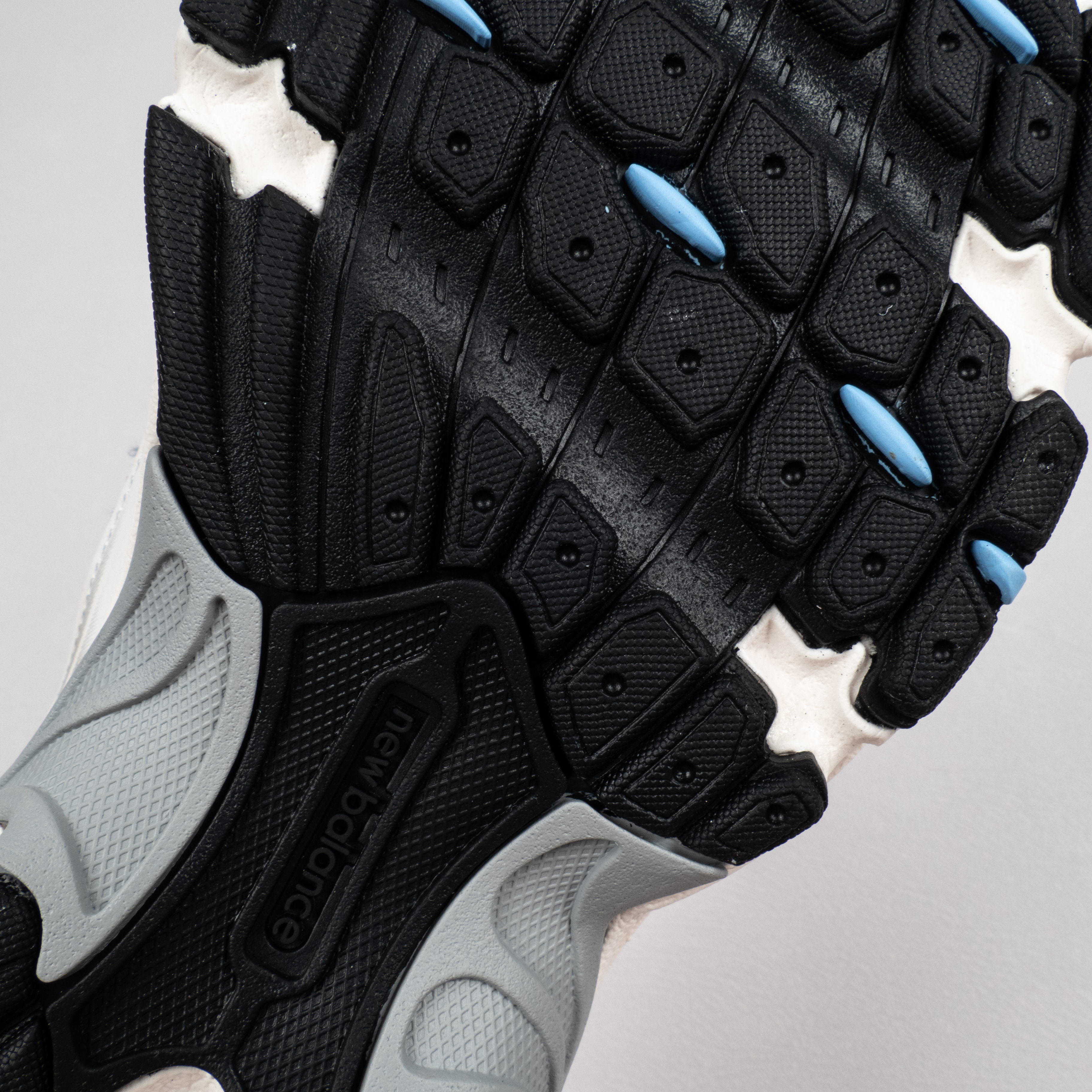 【Free Shipping】530系列白蓝复古老爹鞋休闲运动跑步鞋MR530KC