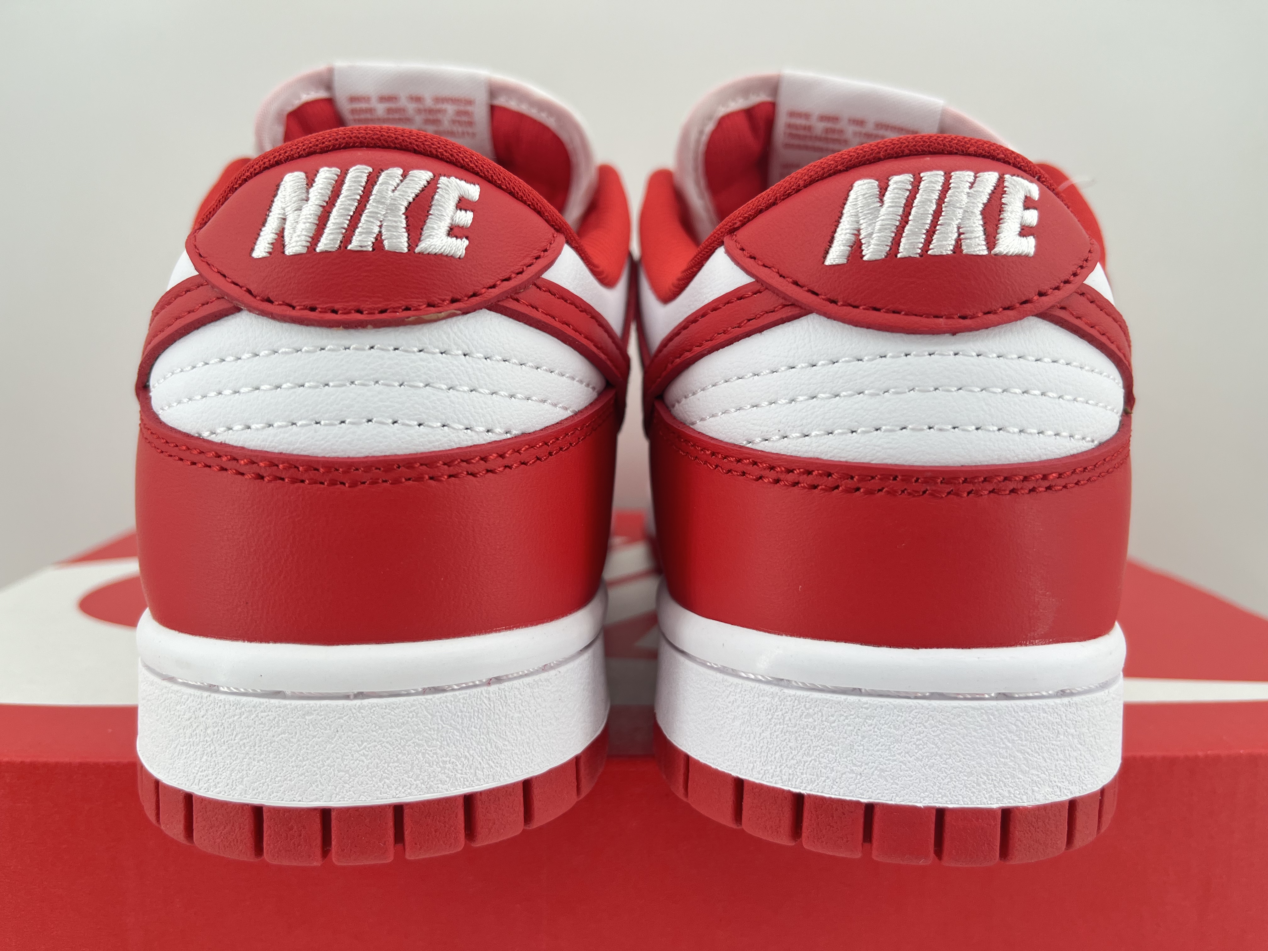 Dunk Low University Red