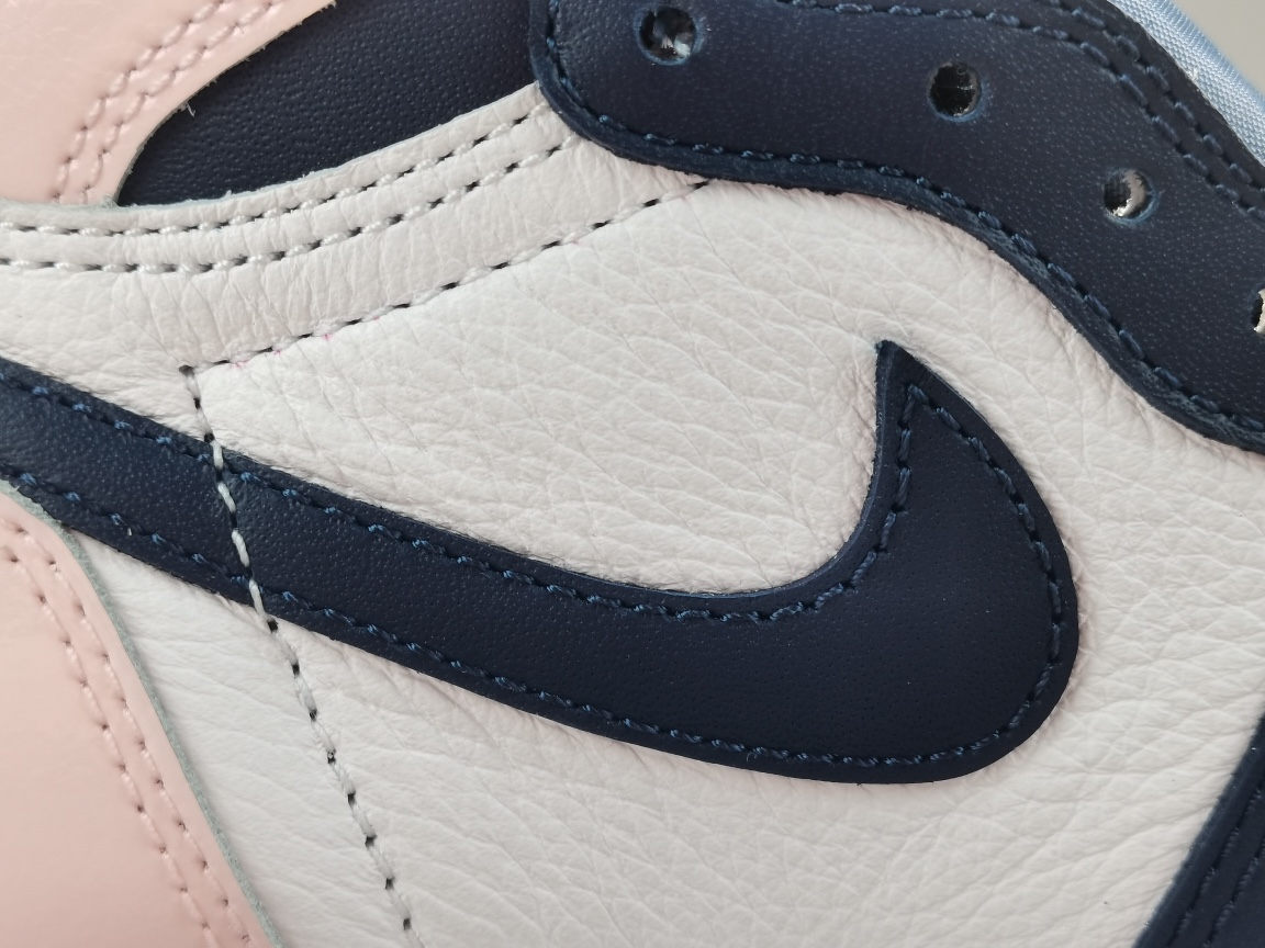 1s Retro High OG Atmosphere