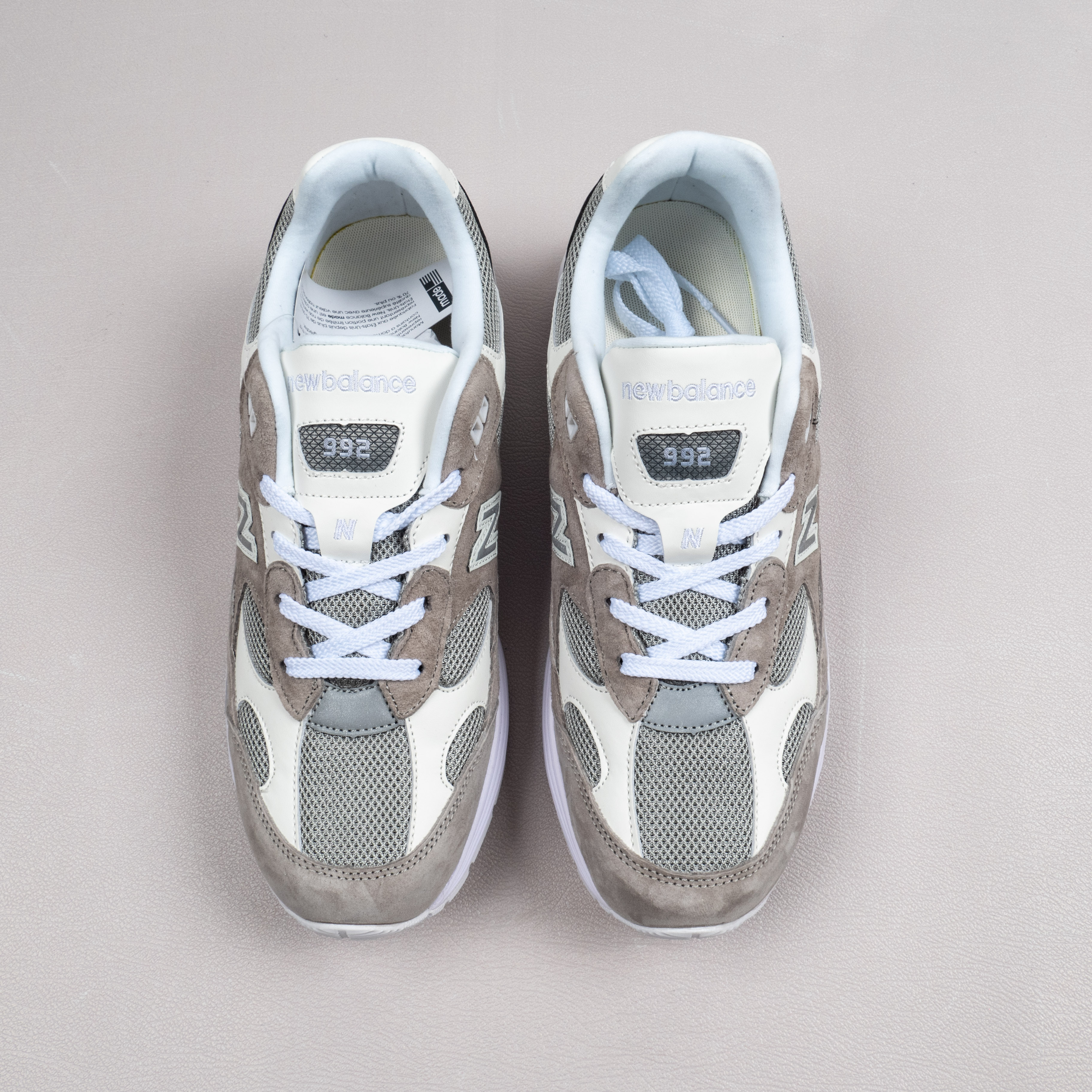 992 White Silver Nimbus Cloud