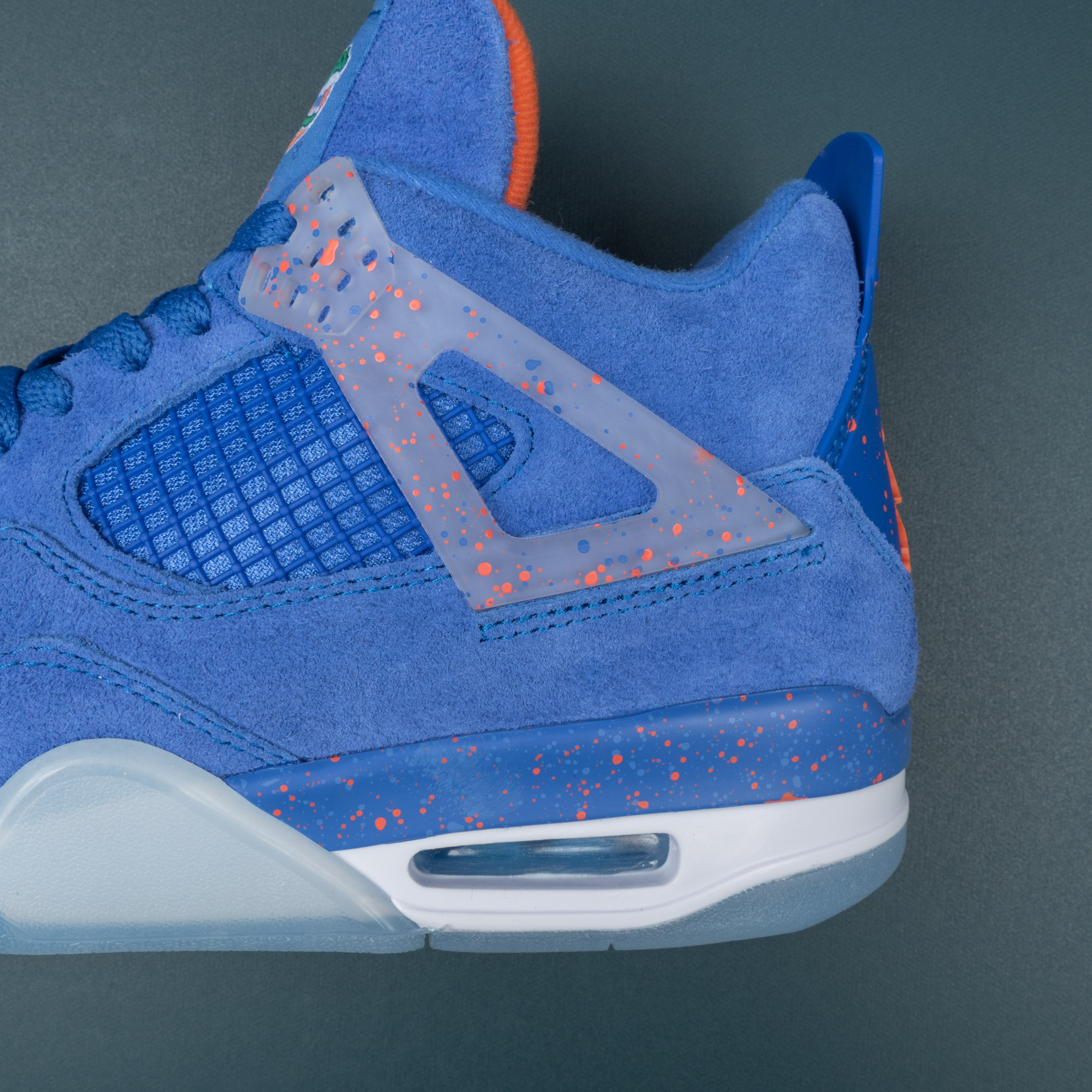 4's RETRO FLIGHT IN BLUE