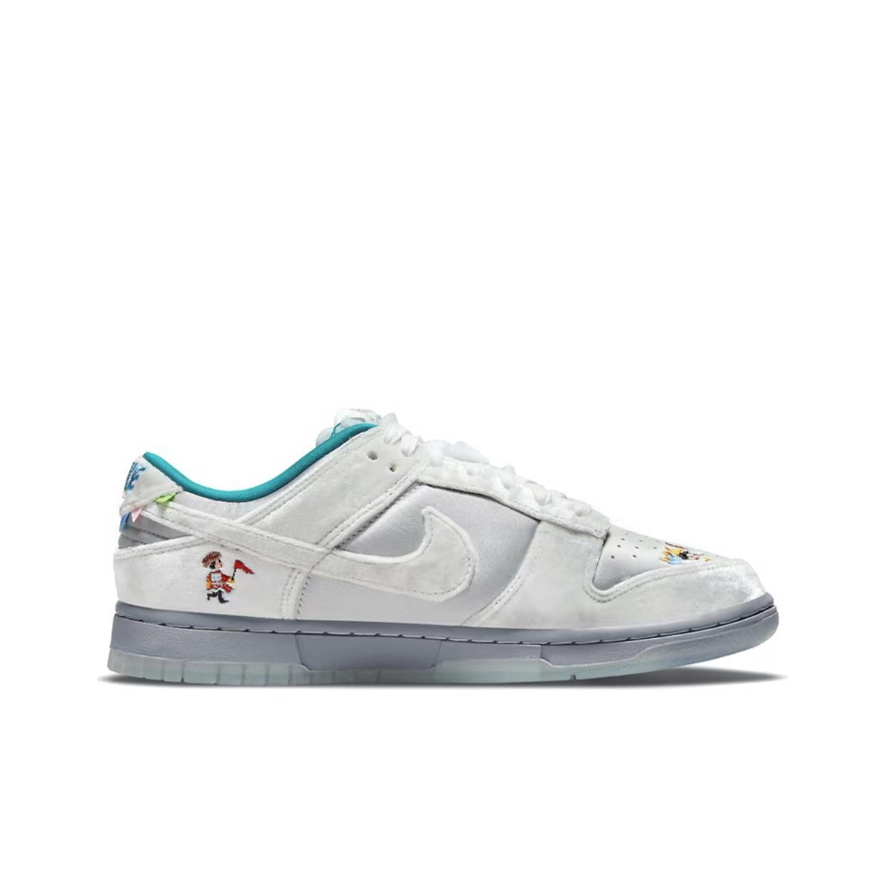 Dunk Low Ice