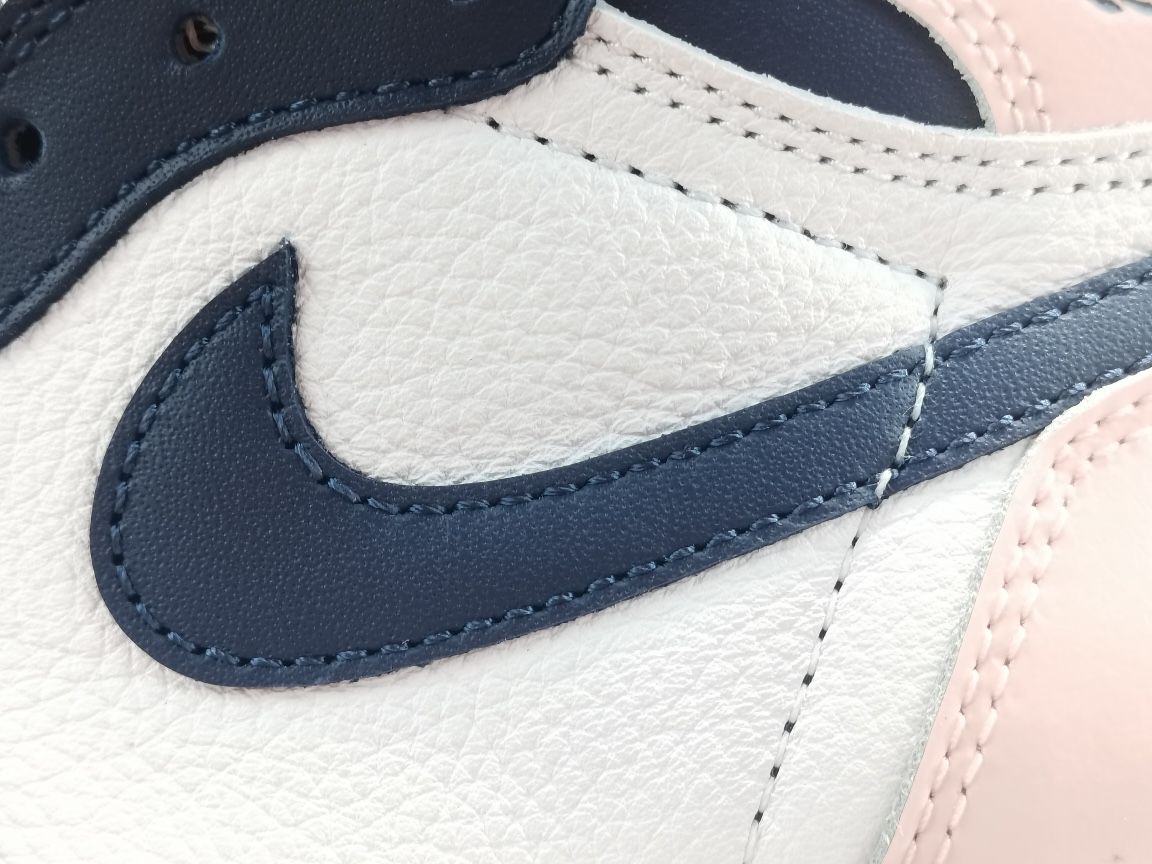 1s Retro High OG Atmosphere