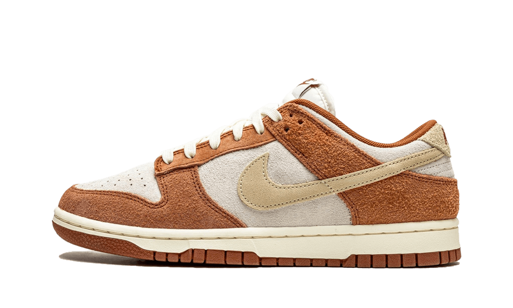 Dunk Low Medium Curry
