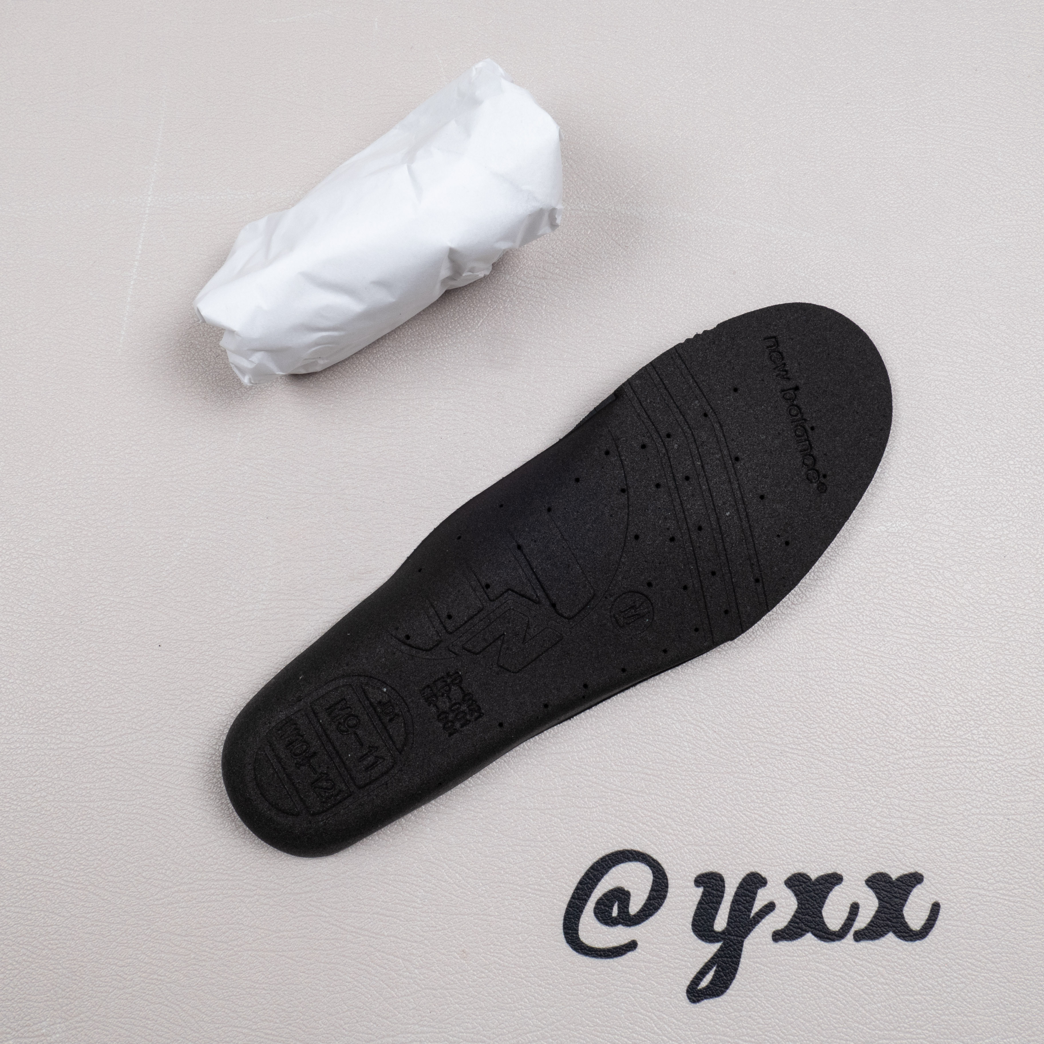 【Free Shipping】992 联名复古跑鞋 M992J2 棕灰