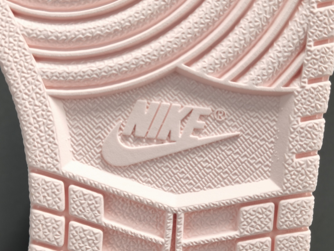 1s Retro High OG Atmosphere