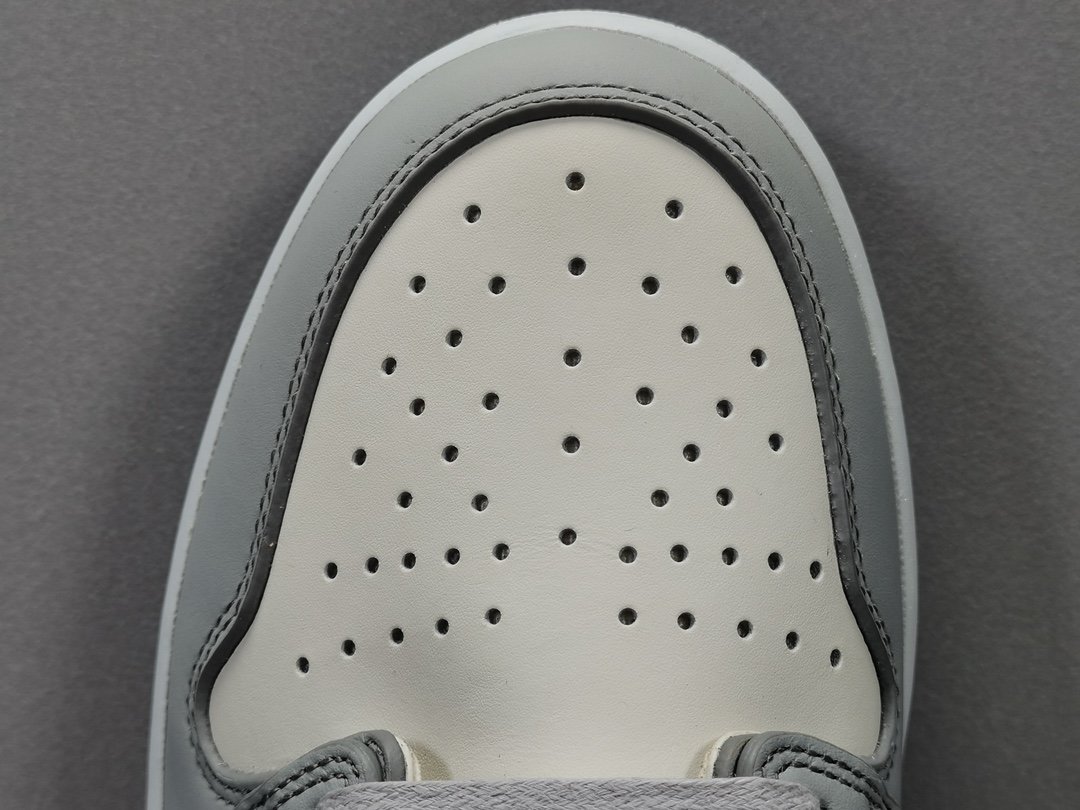 1's Retro High Dior CN8607 002