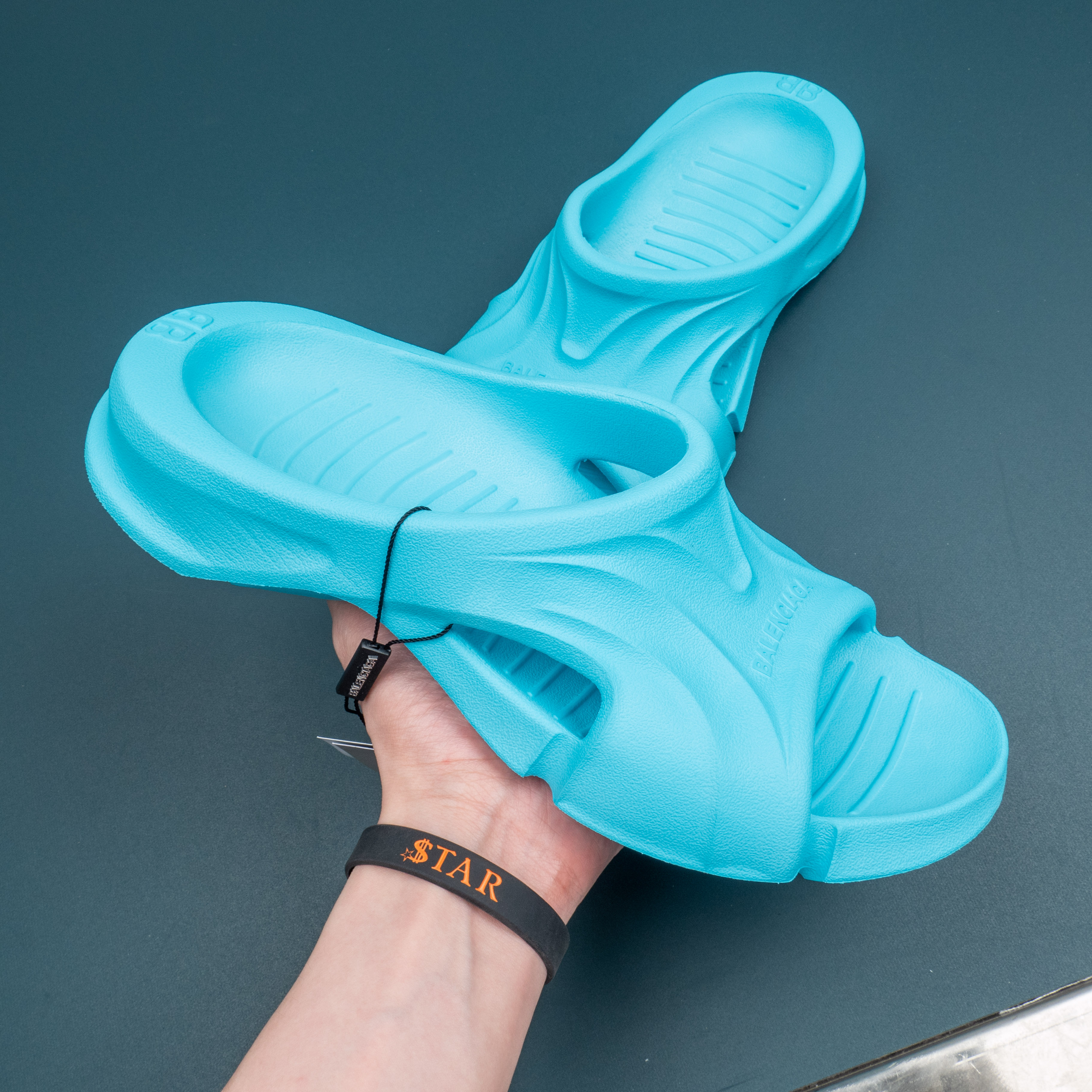 Mold Slide Sandal Blue