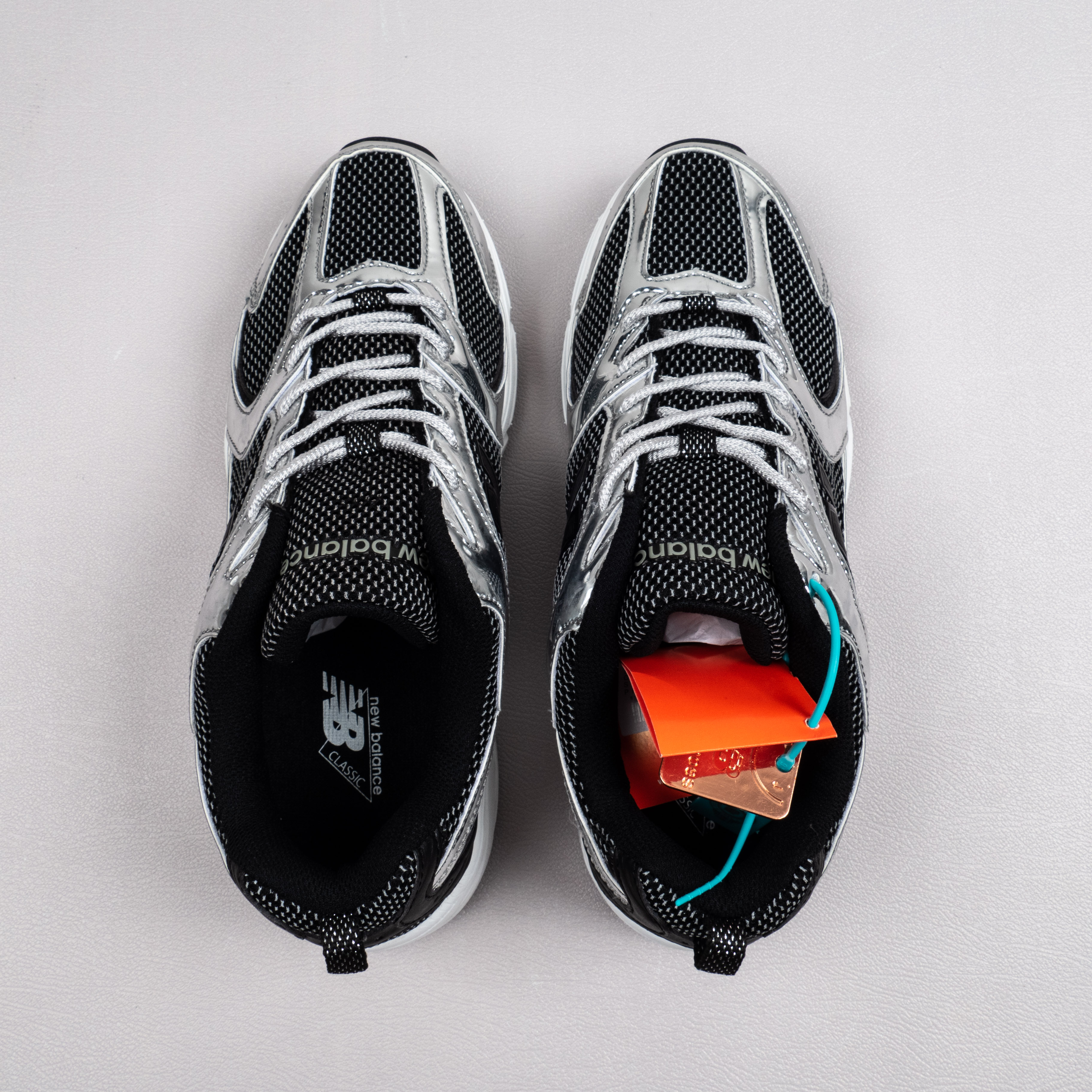 【Free Shipping】NB530系列复古跑步鞋老爹鞋 MR530KK