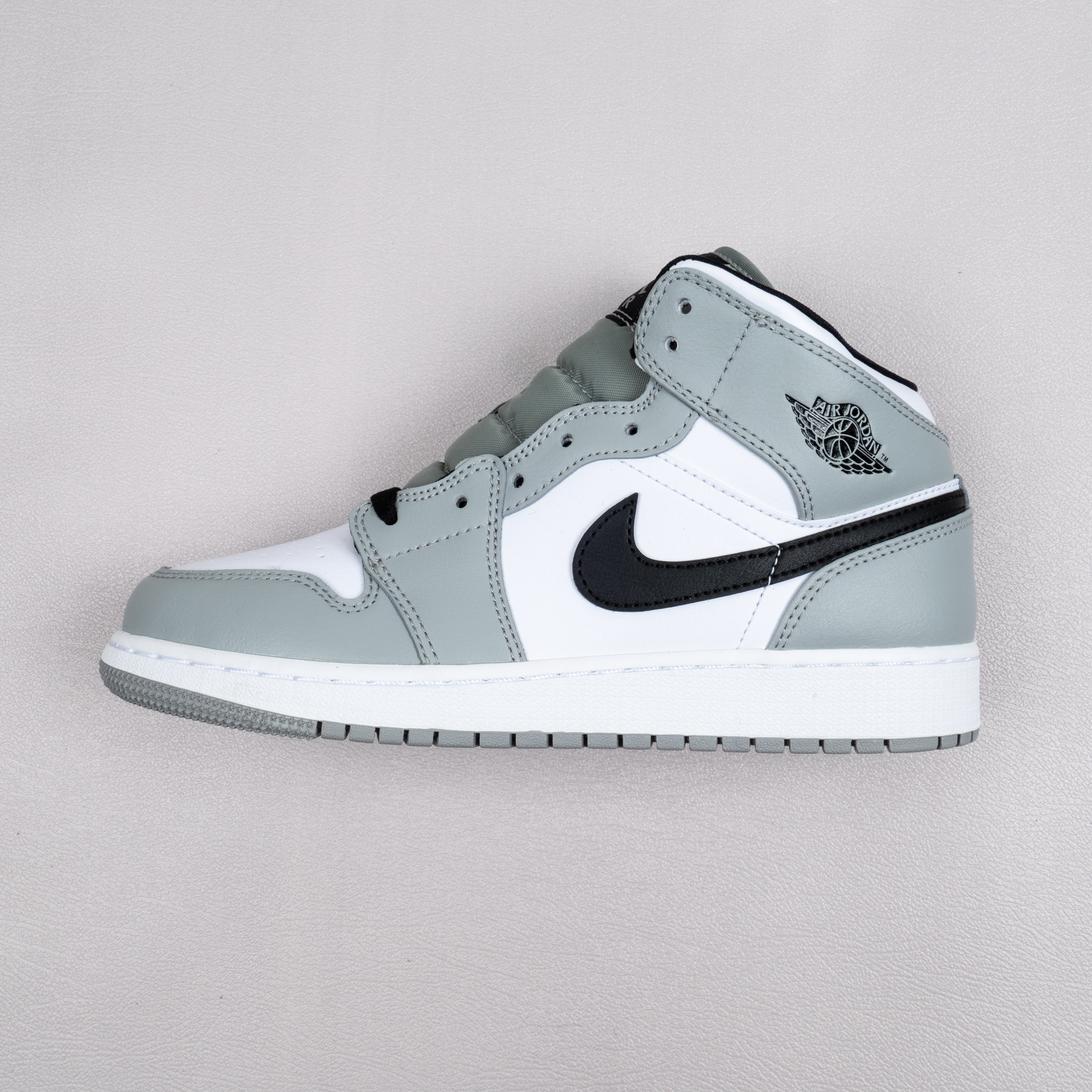1's Mid Light Smoke Grey