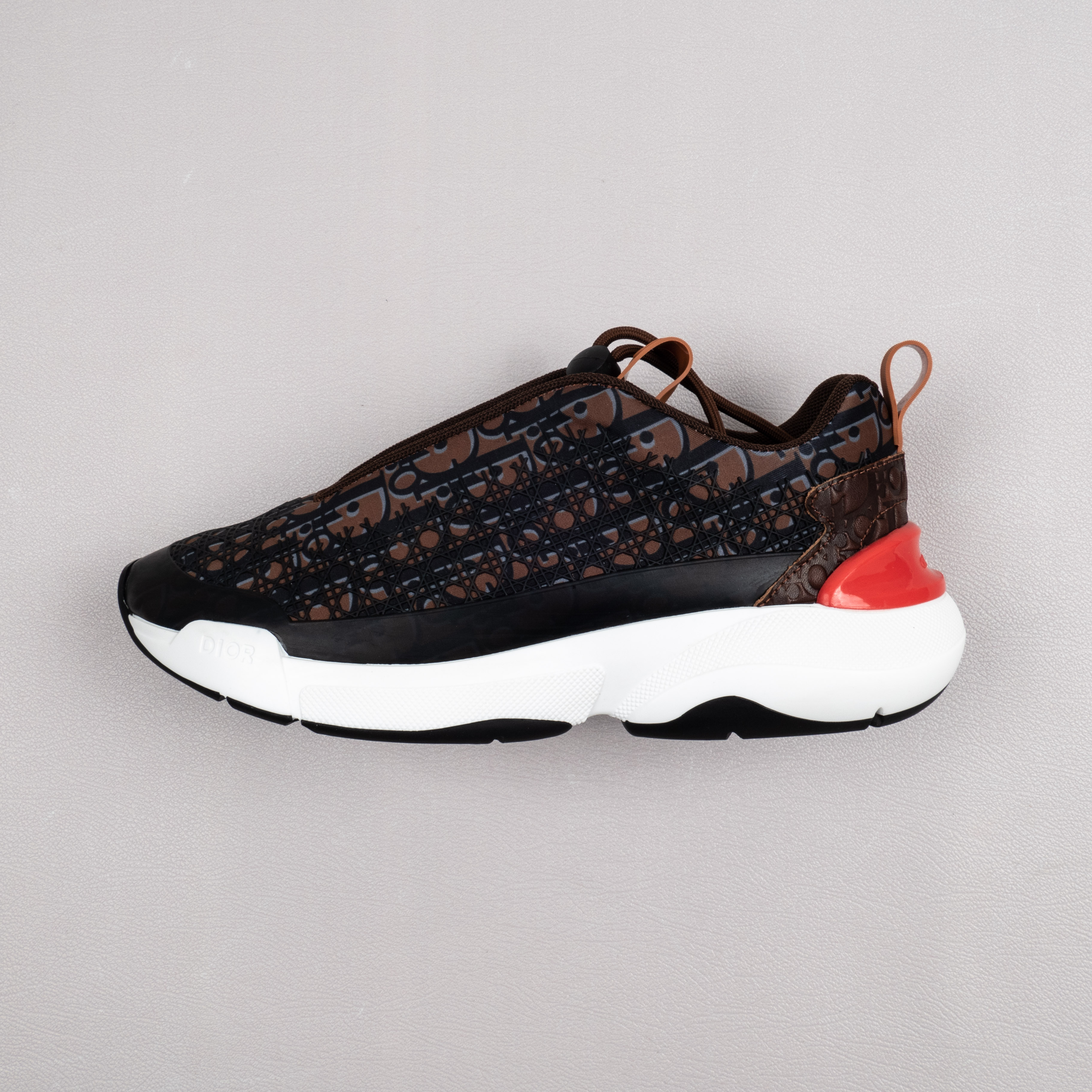 Footwear for men and women DlOR Athleisure dad shoes elasticated lace brown