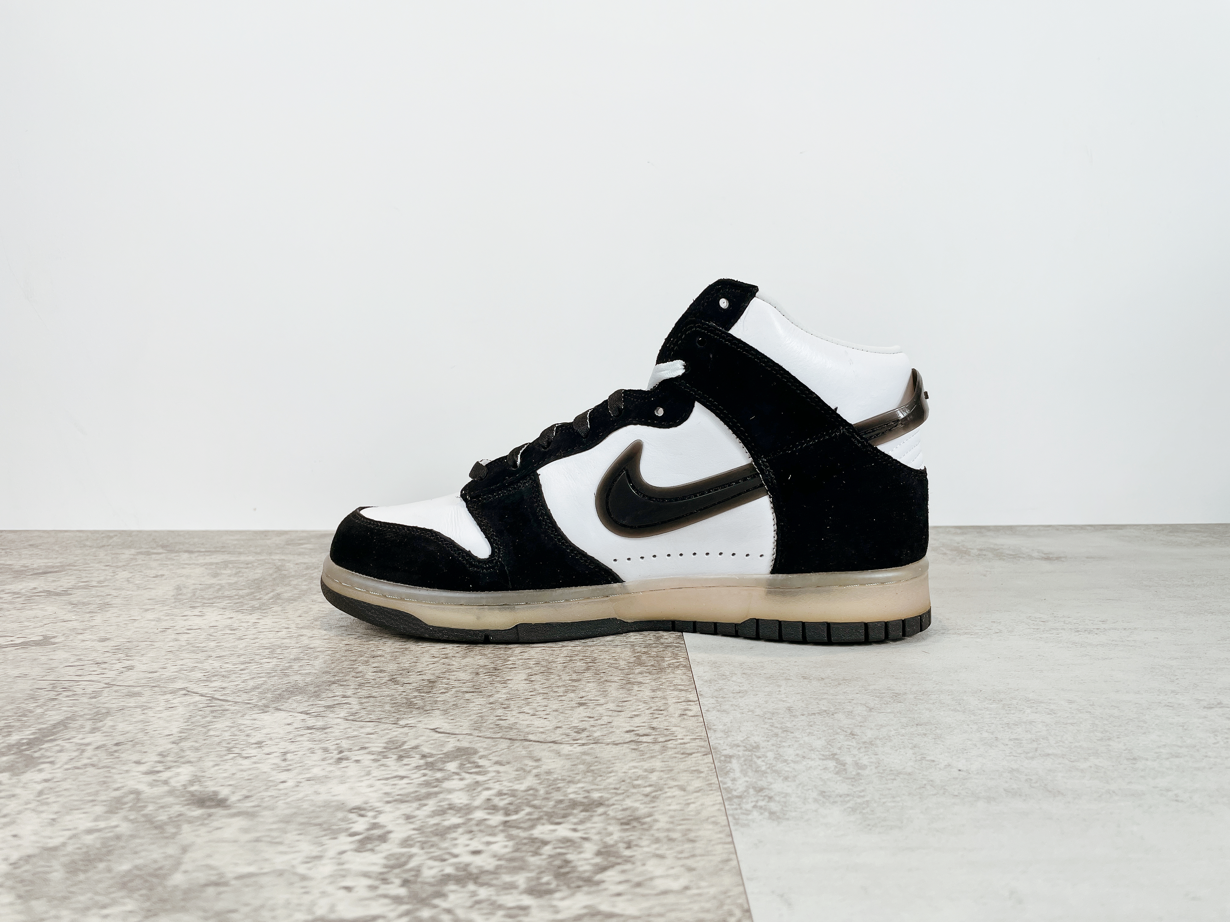 Dunk High Slam Jam White Black