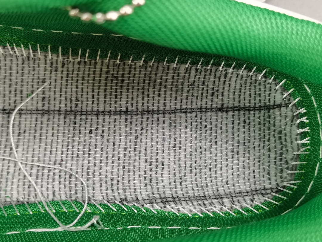 Skel Top Low White Green