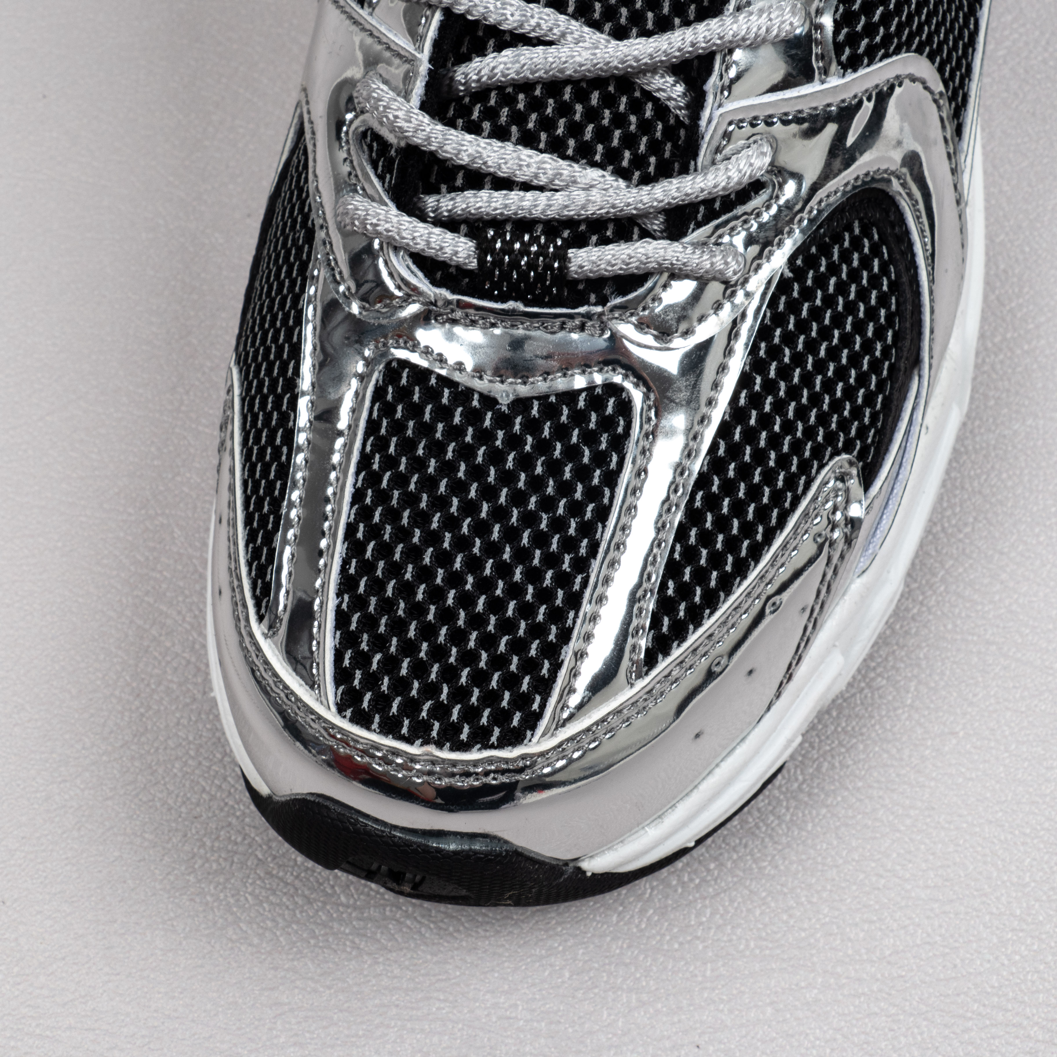 【Free Shipping】NB530系列复古跑步鞋老爹鞋 MR530KK