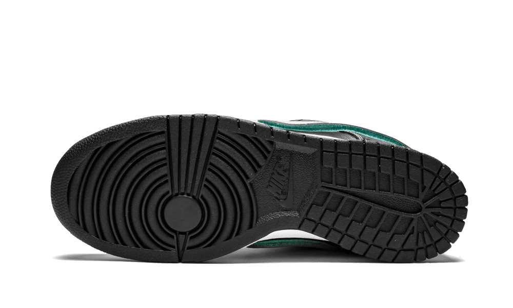 SB Dunk Low Diamond Supply Co Black Diamond