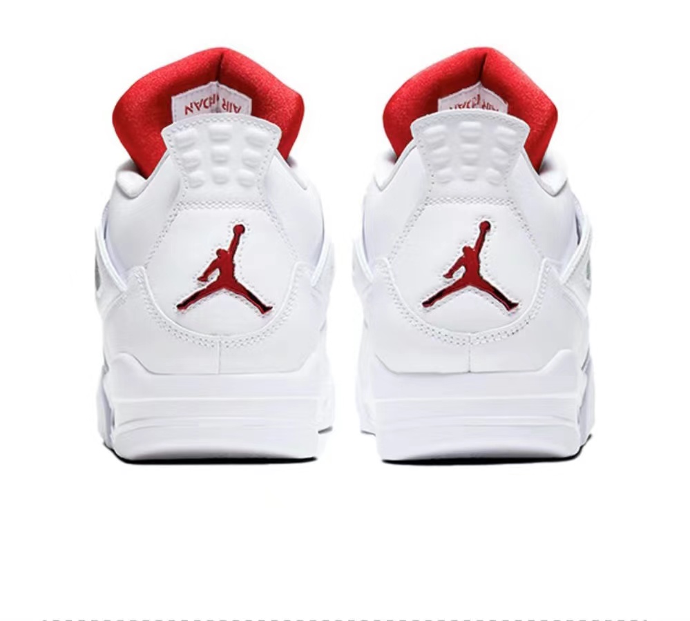 4's Retro Metallic Red CT8527-112