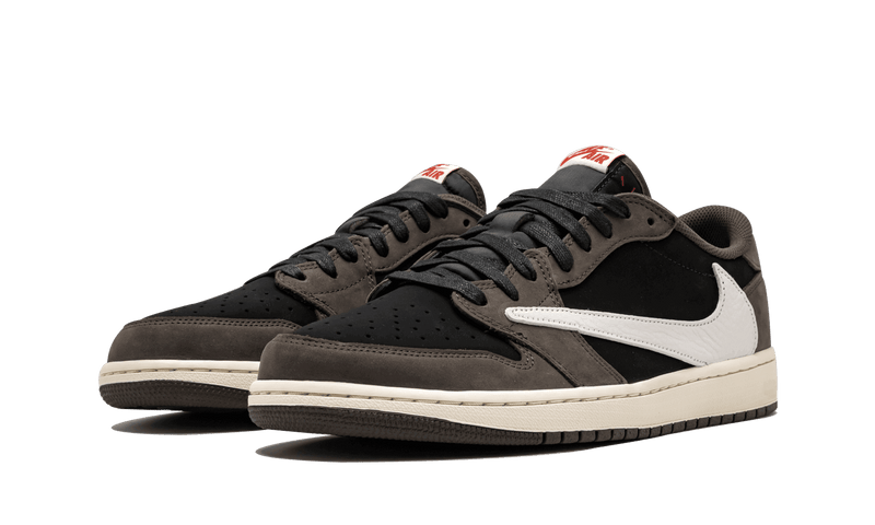 1's Travis Scott Low CQ4277-001