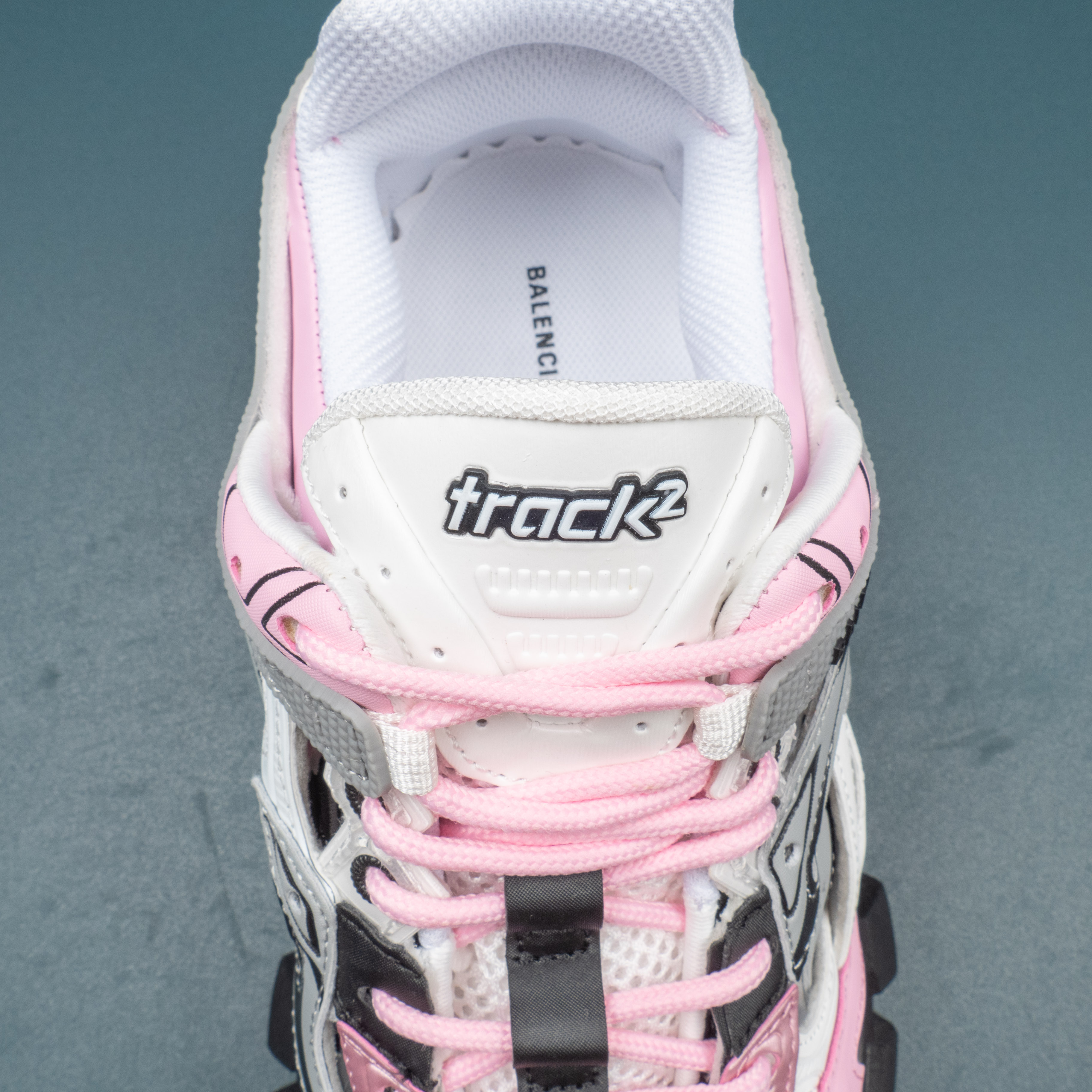 Track 2.0 Pink Black