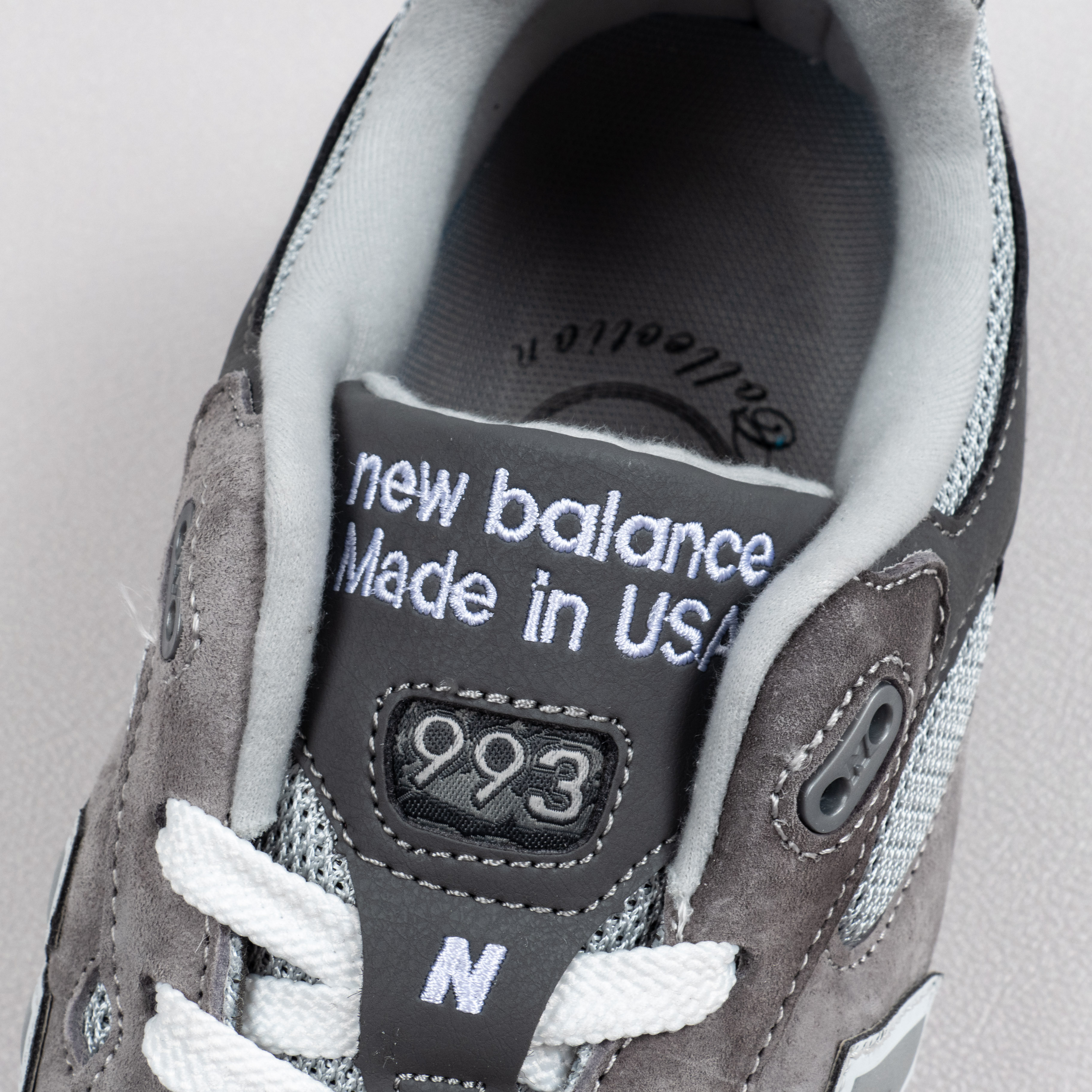 【Free Shipping】993 MIU Grey