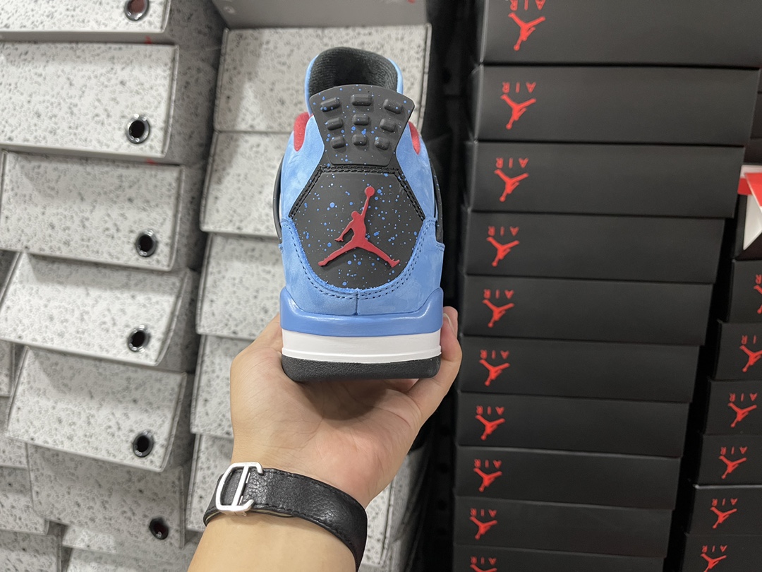4's Retro Travis Scott Cactus Jack