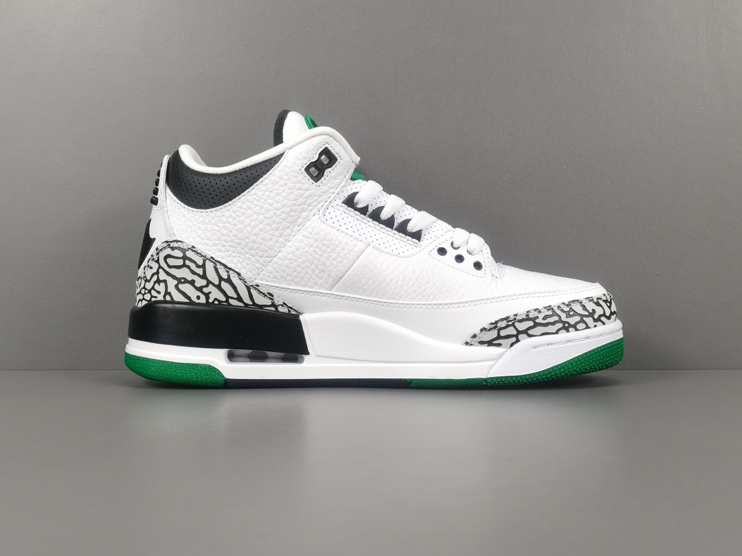 3's Retro Oregon Ducks Pit Crew White