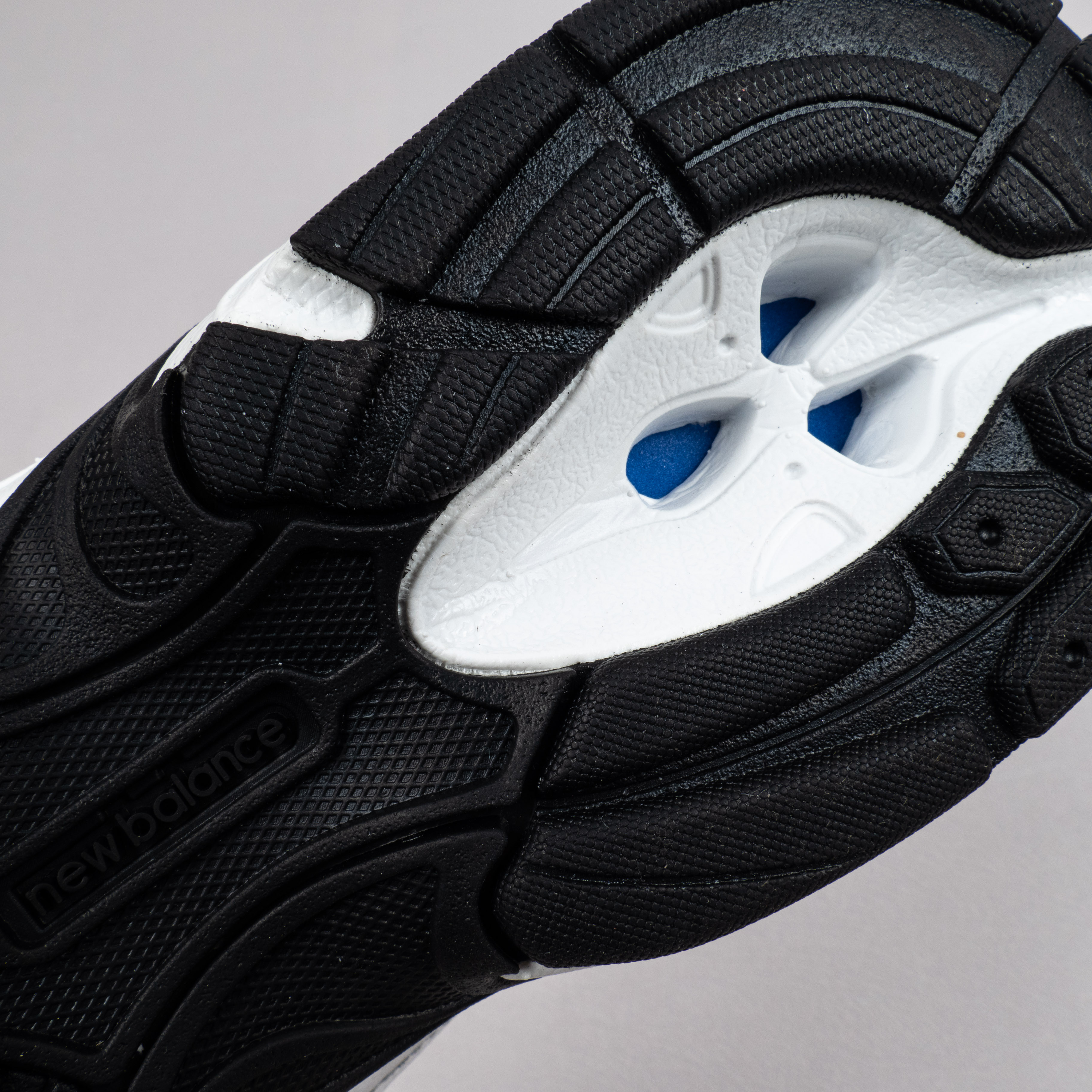 【Free Shipping】NB530系列复古跑步鞋老爹鞋 MR530KK