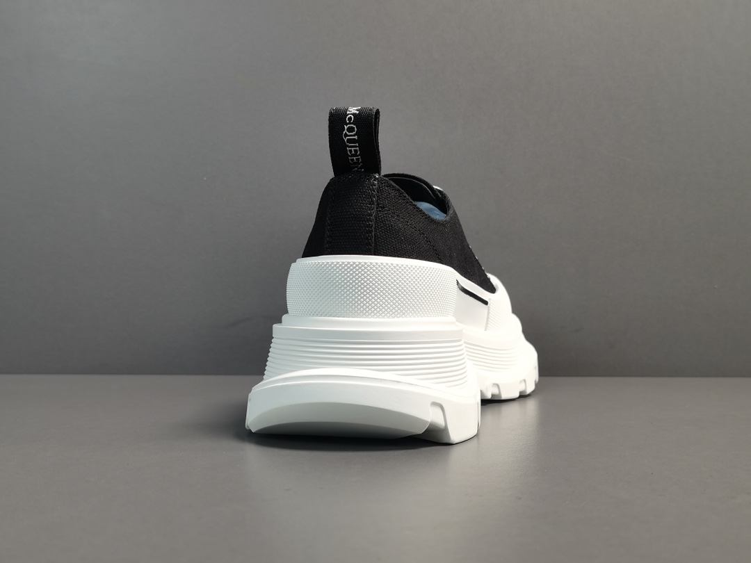 Tread Slick Low Lace Up Black White