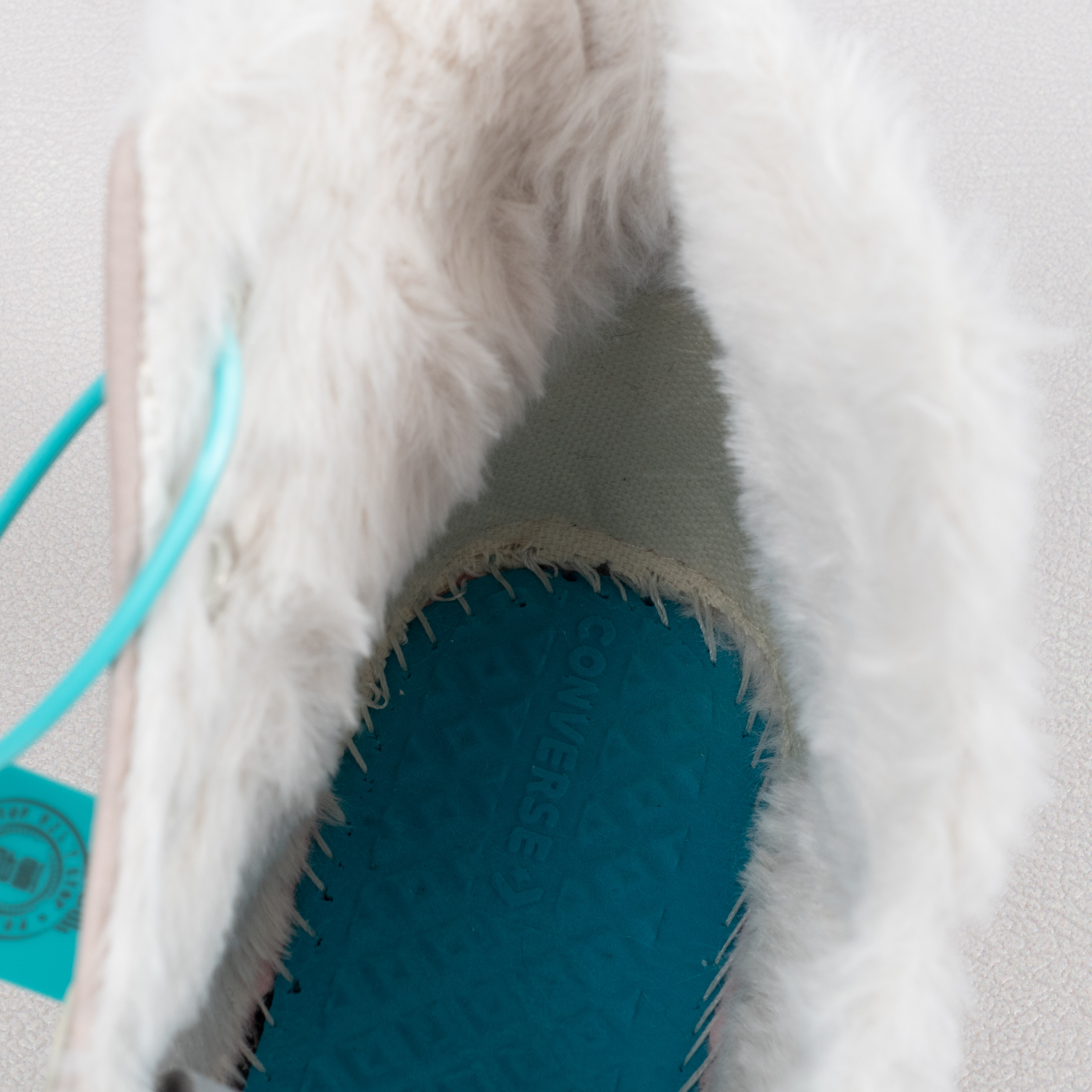 [Free Shipping] 男女鞋 Converse Chuck 70s 皮面加绒帆布板鞋569514C